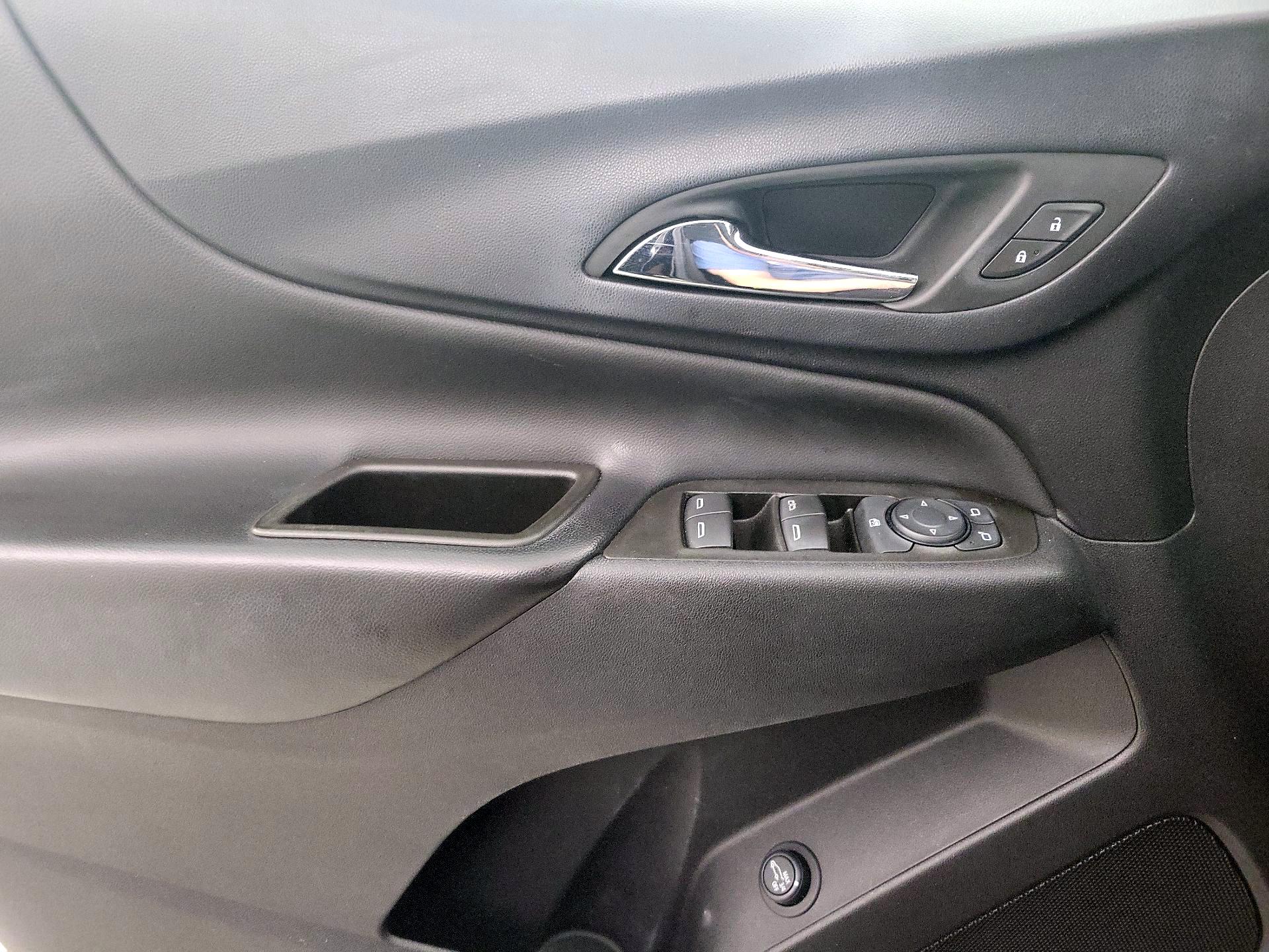 Thumbnail: 2023 Chevrolet Equinox - 12