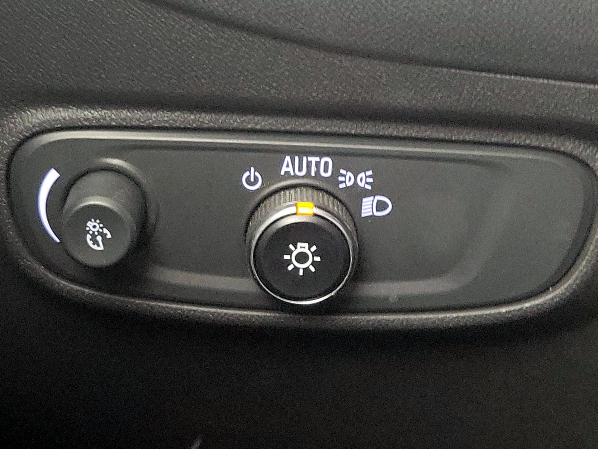 Thumbnail: 2023 Chevrolet Equinox - 13