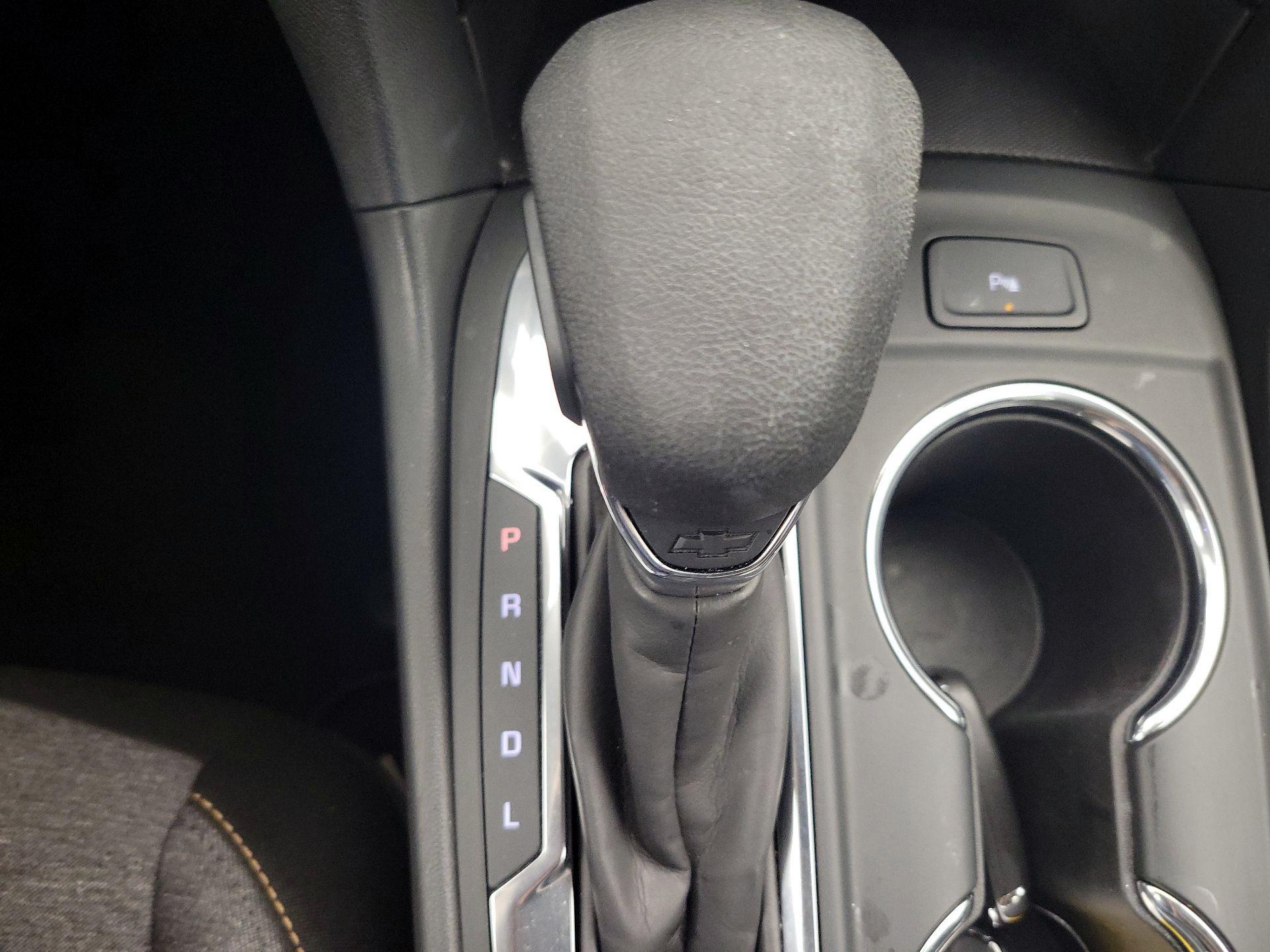 Thumbnail: 2023 Chevrolet Equinox - 17