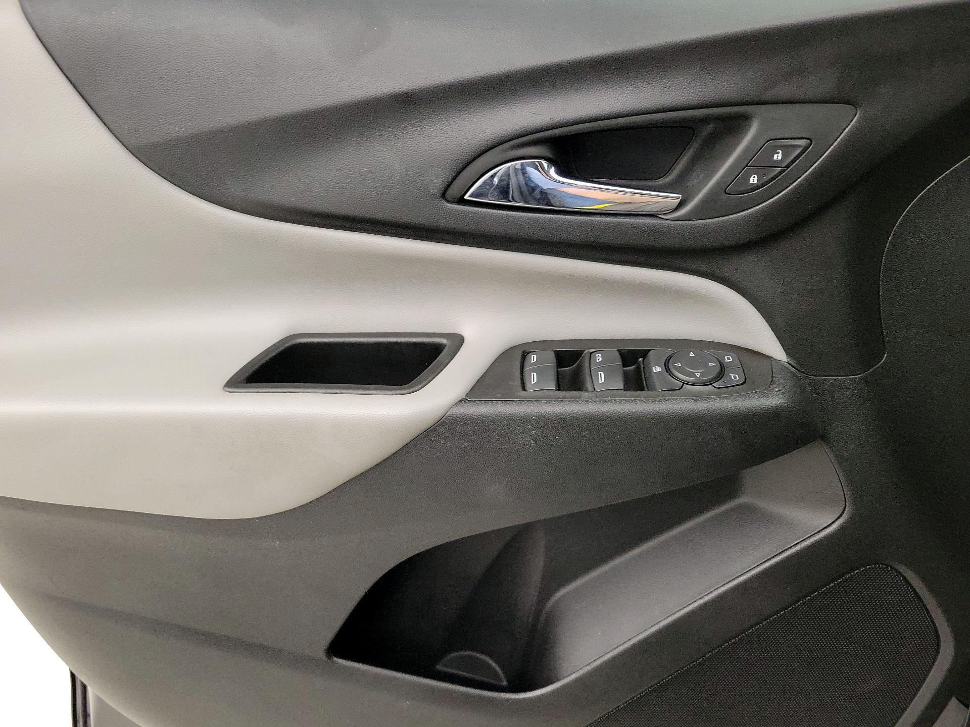 Thumbnail: 2022 Chevrolet Equinox - 12