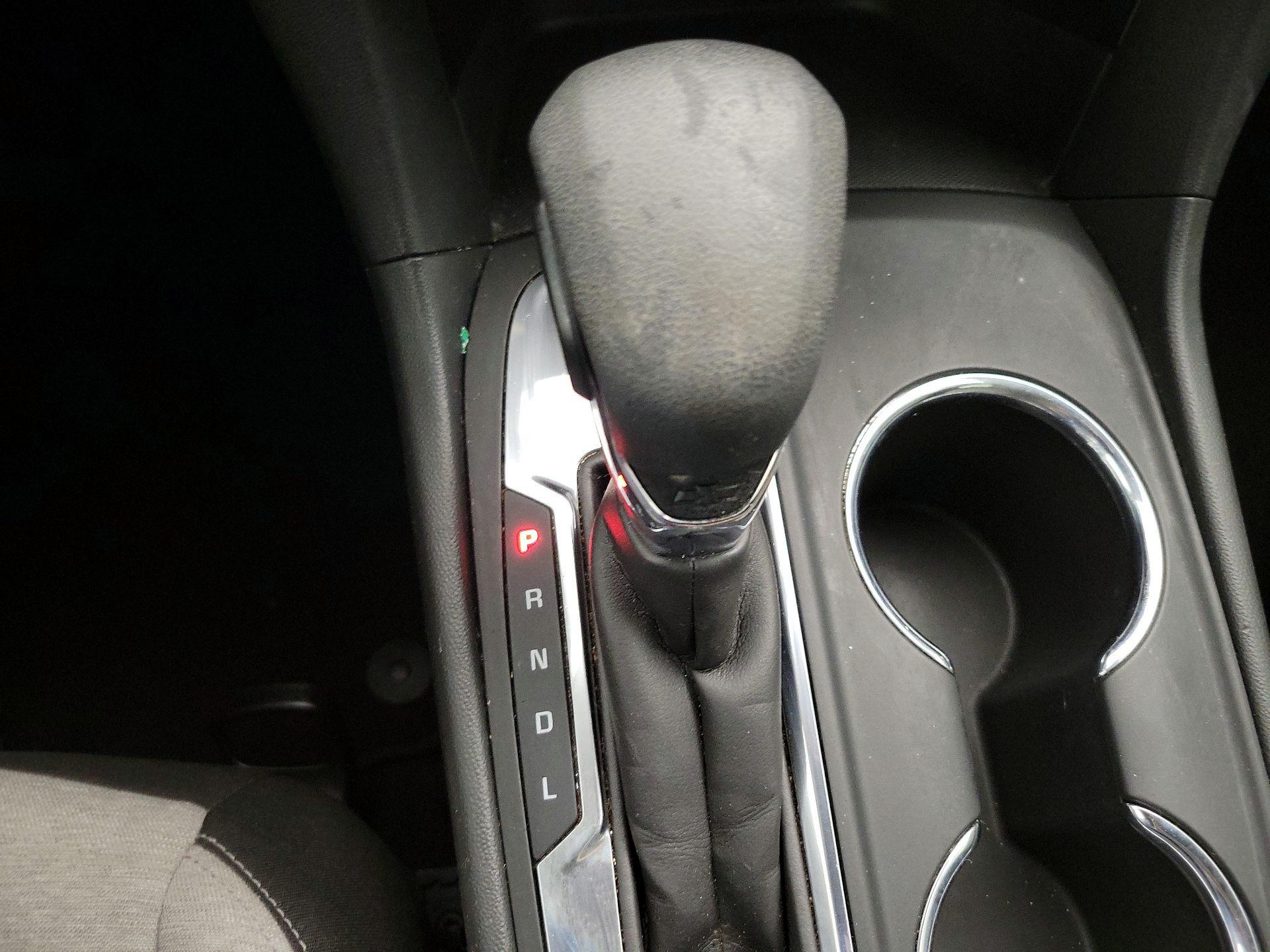 Thumbnail: 2022 Chevrolet Equinox - 17