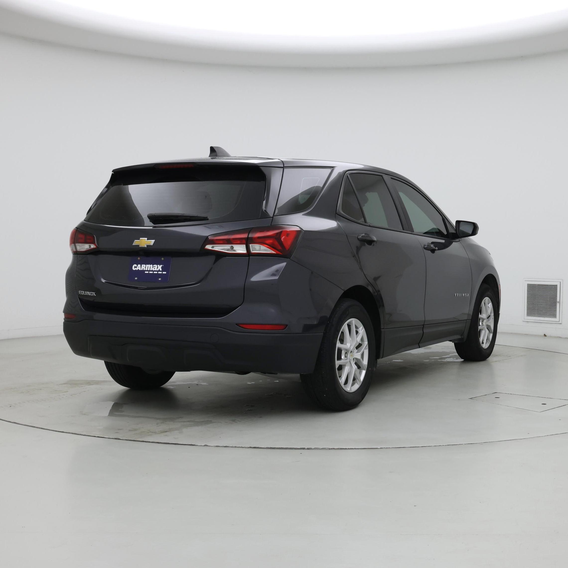 Thumbnail: 2022 Chevrolet Equinox - 8