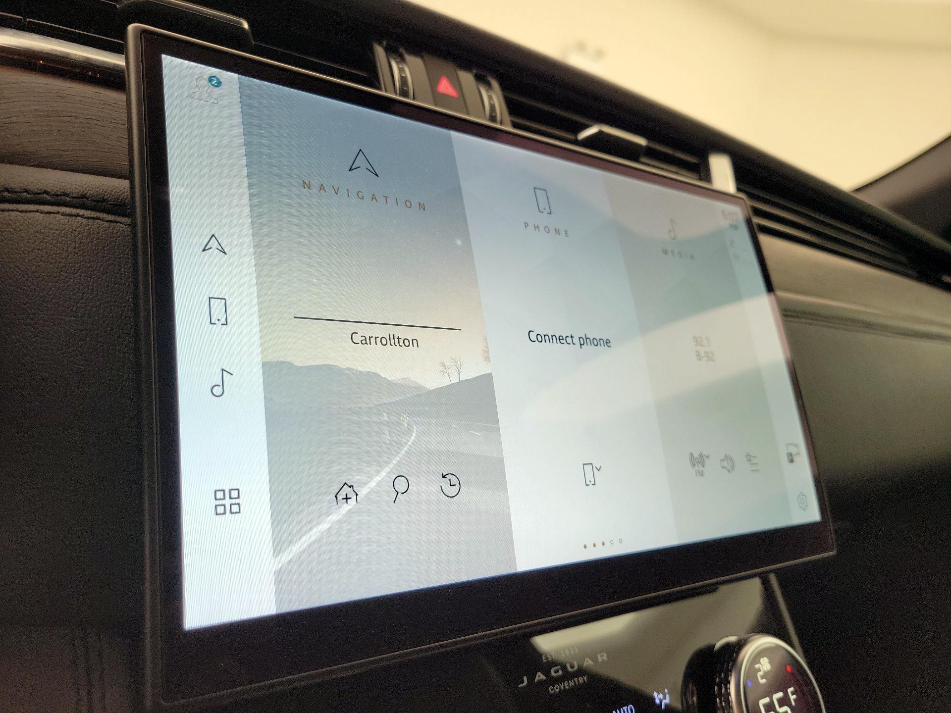 Thumbnail: 2021 Jaguar F-Pace - 16