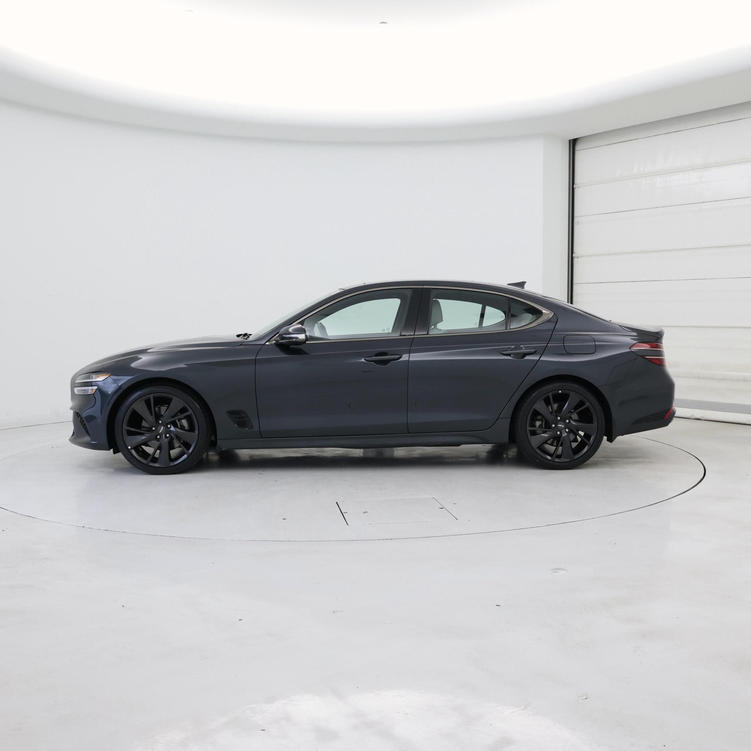 Thumbnail: 2023 Genesis G70 - 3