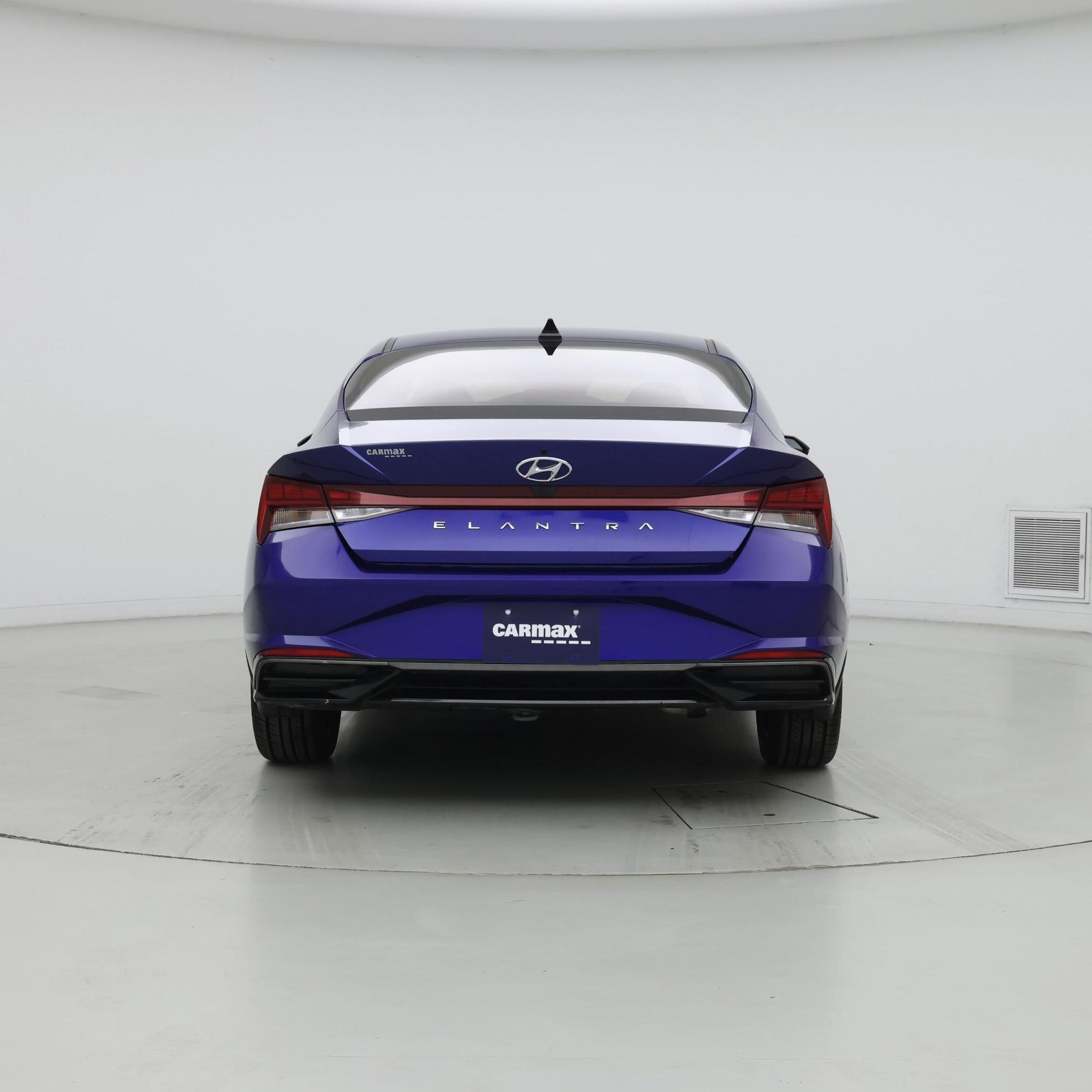 Thumbnail: 2022 Hyundai Elantra - 6