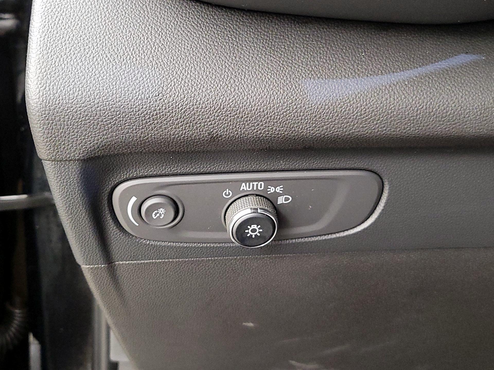 Thumbnail: 2022 Buick Envision - 13