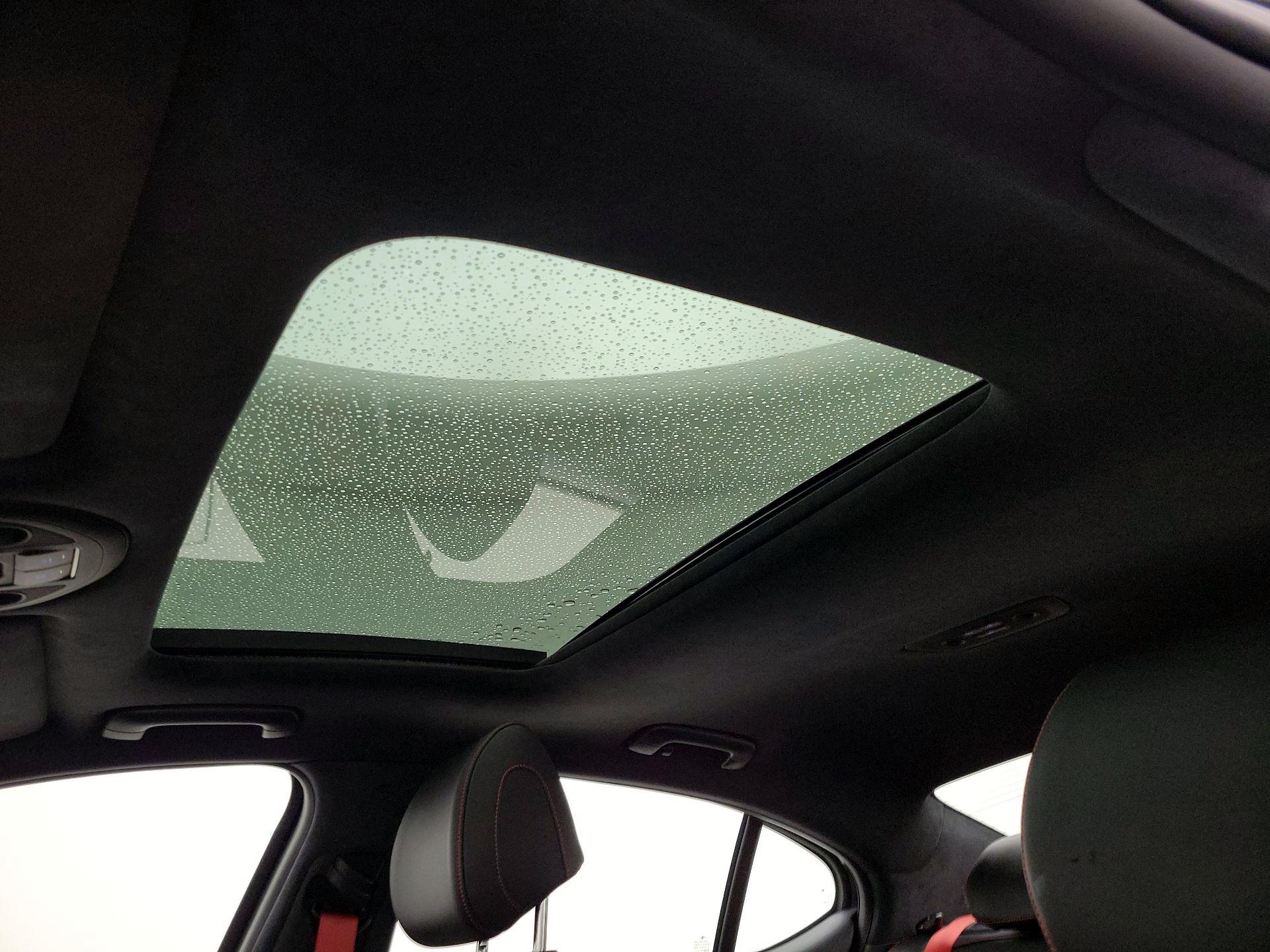 Thumbnail: 2023 Genesis G70 - 19