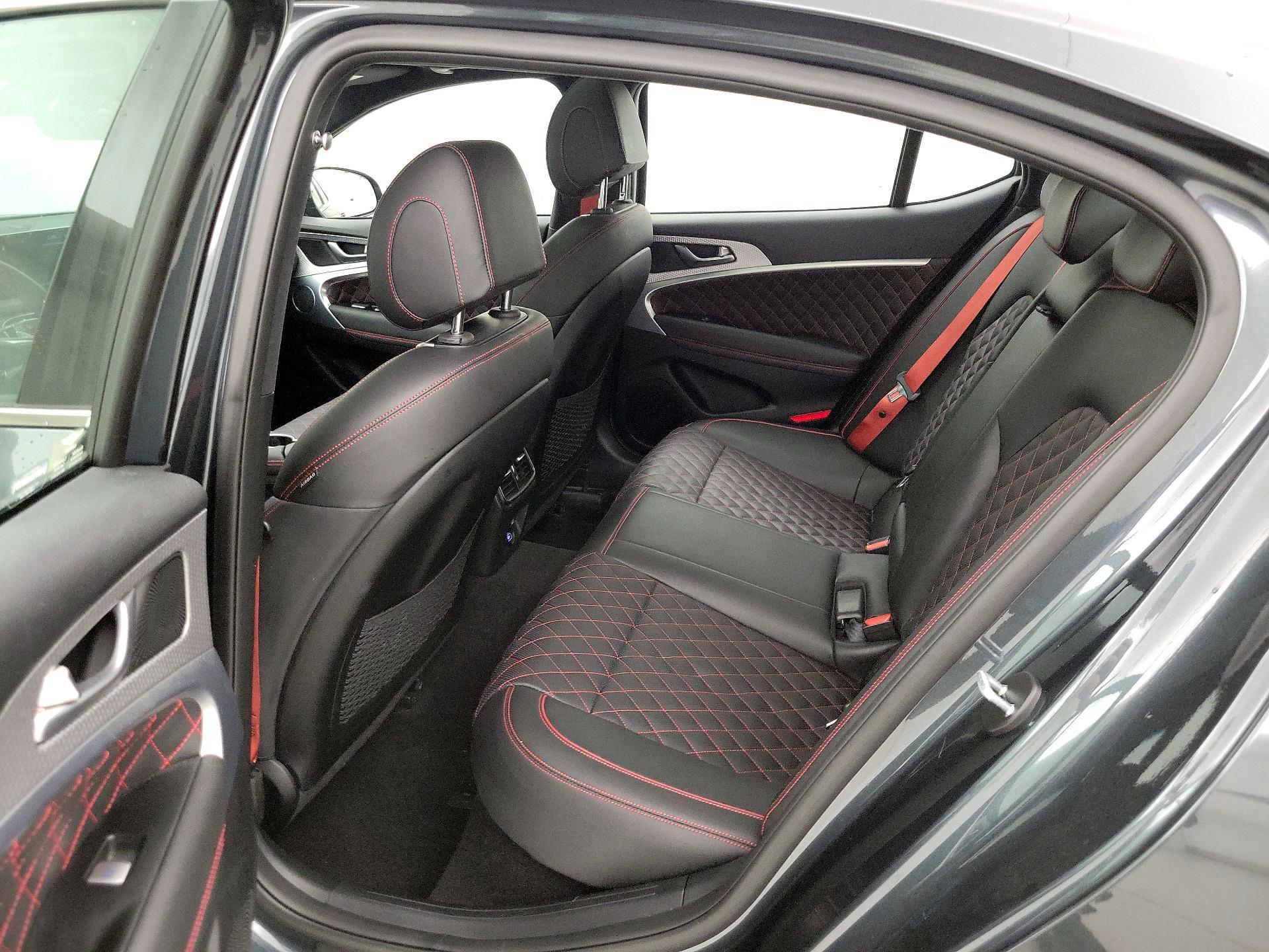 Thumbnail: 2023 Genesis G70 - 20