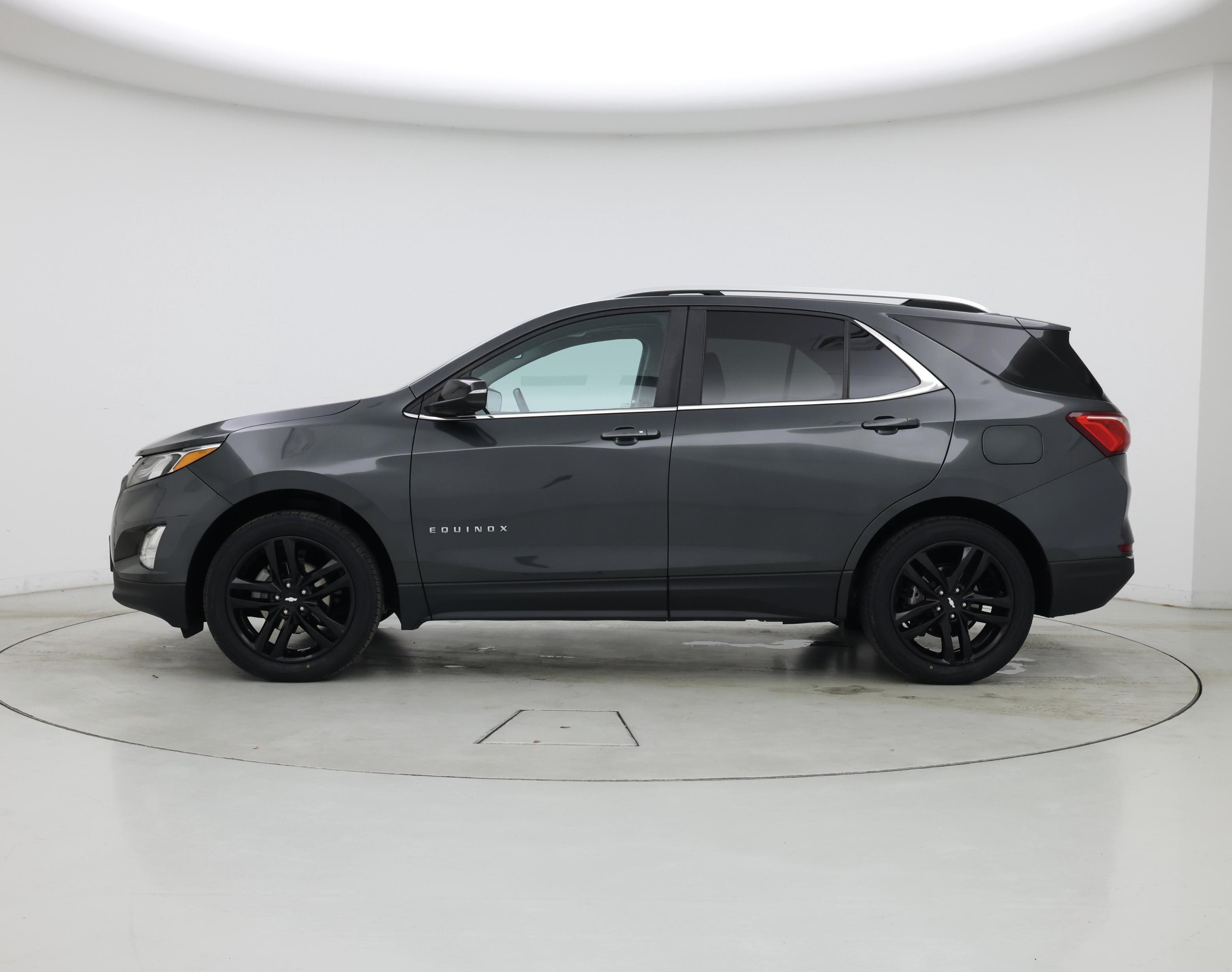Thumbnail: 2021 Chevrolet Equinox - 3