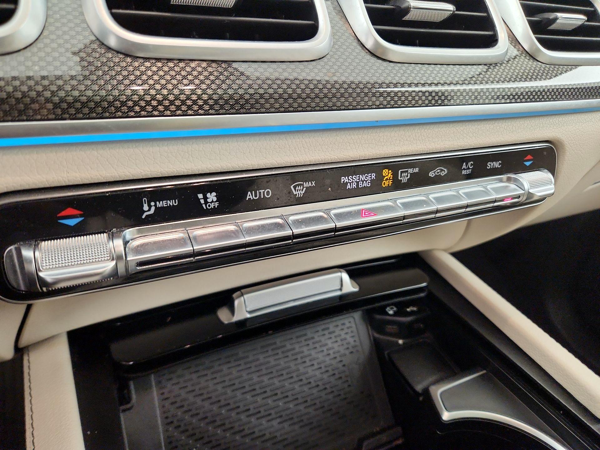 Thumbnail: 2021 Mercedes-Benz GLE - 17