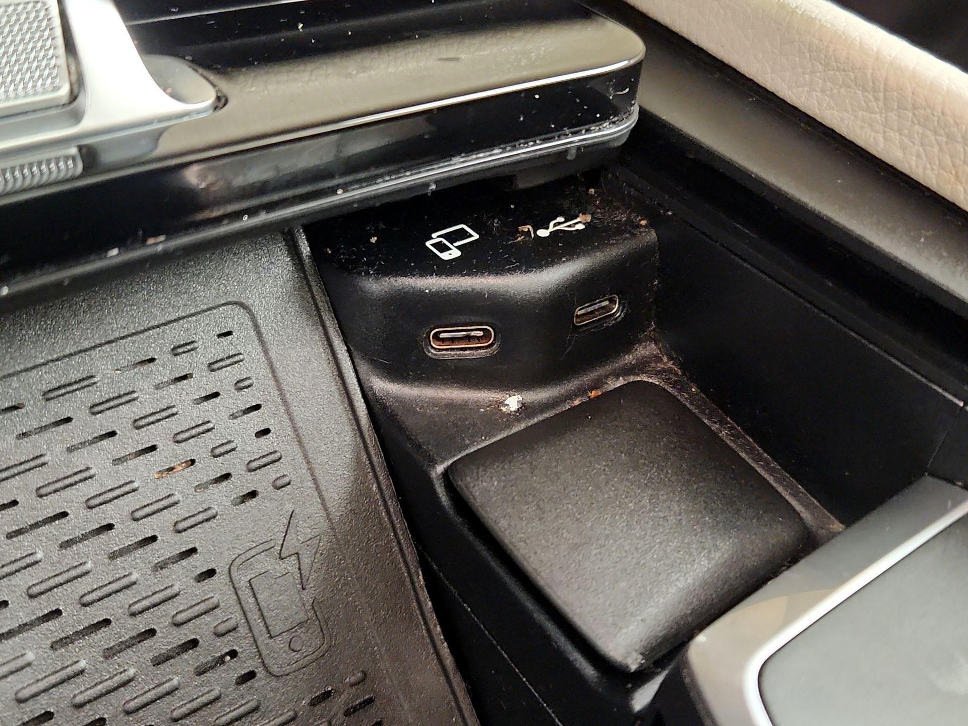 Thumbnail: 2021 Mercedes-Benz GLE - 19