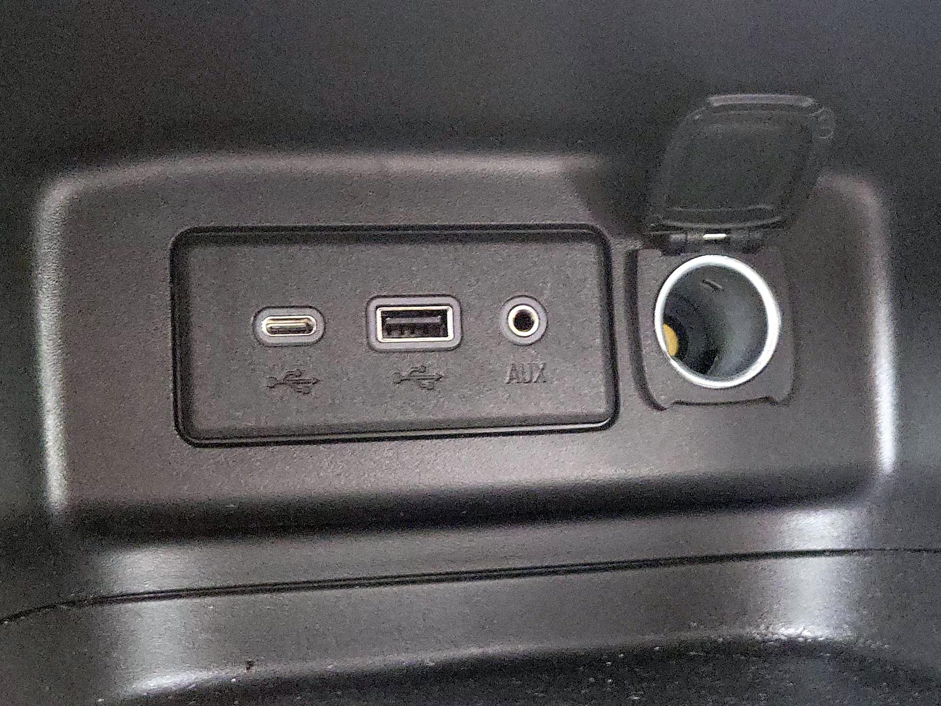 Thumbnail: 2023 Chevrolet Equinox - 18