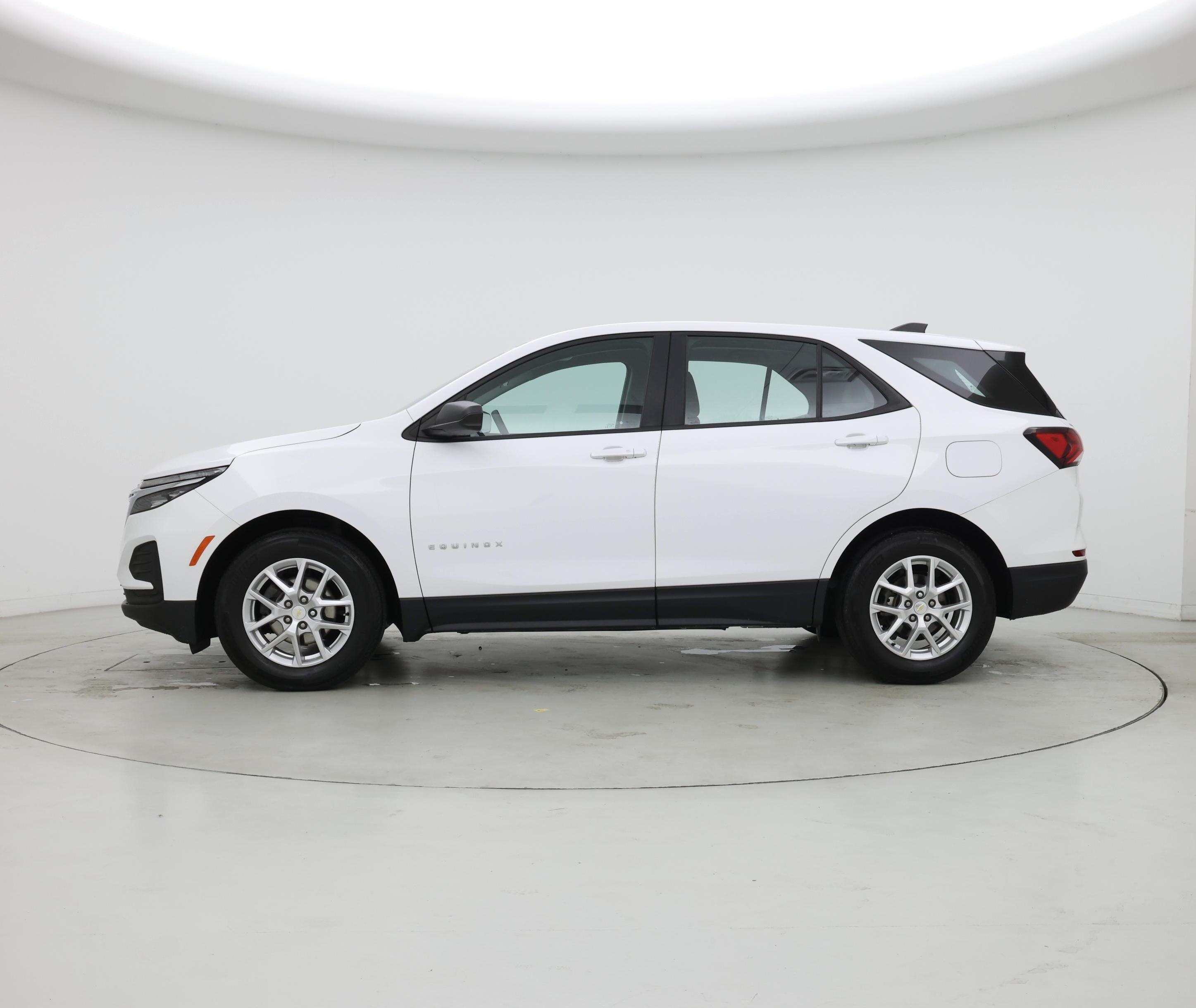 Thumbnail: 2023 Chevrolet Equinox - 3