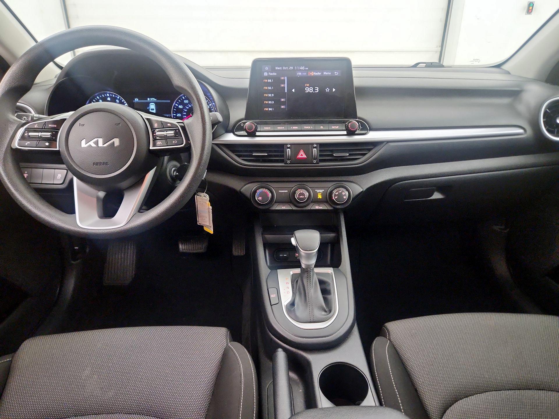 Thumbnail: 2023 Kia Forte - 9