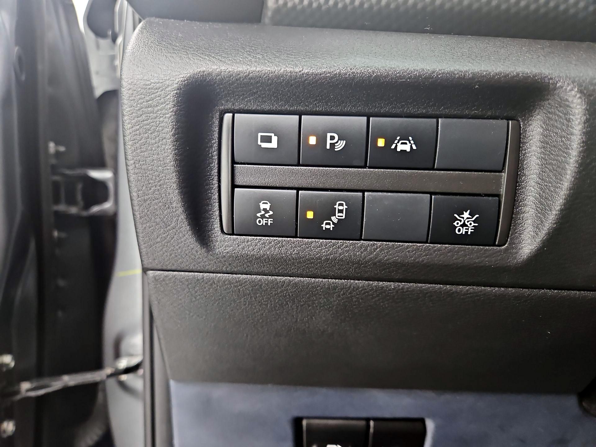 Thumbnail: 2022 Nissan Kicks - 13