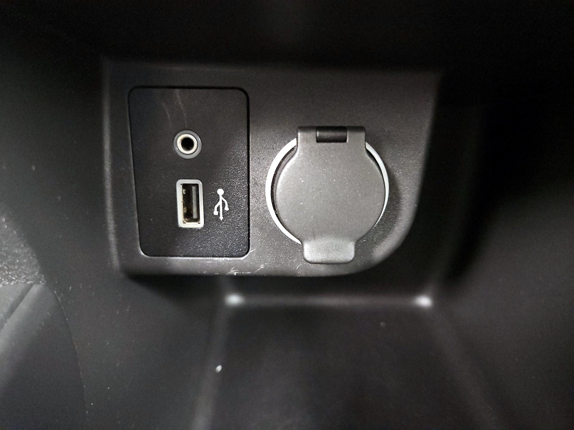 Thumbnail: 2022 Nissan Kicks - 18