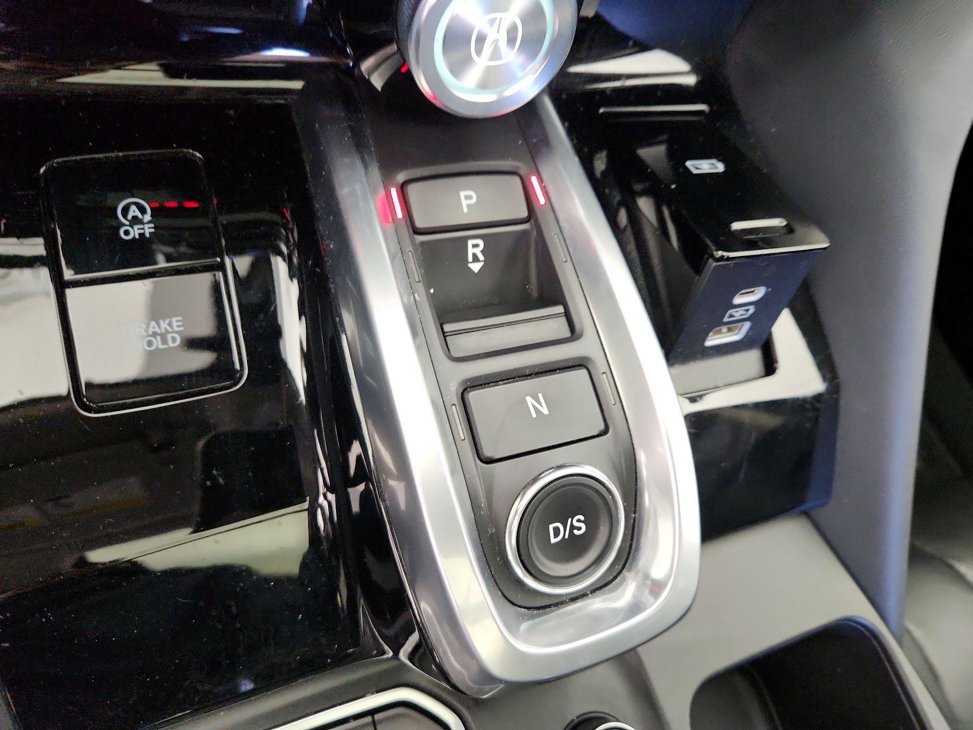 Thumbnail: 2023 Acura MDX - 18