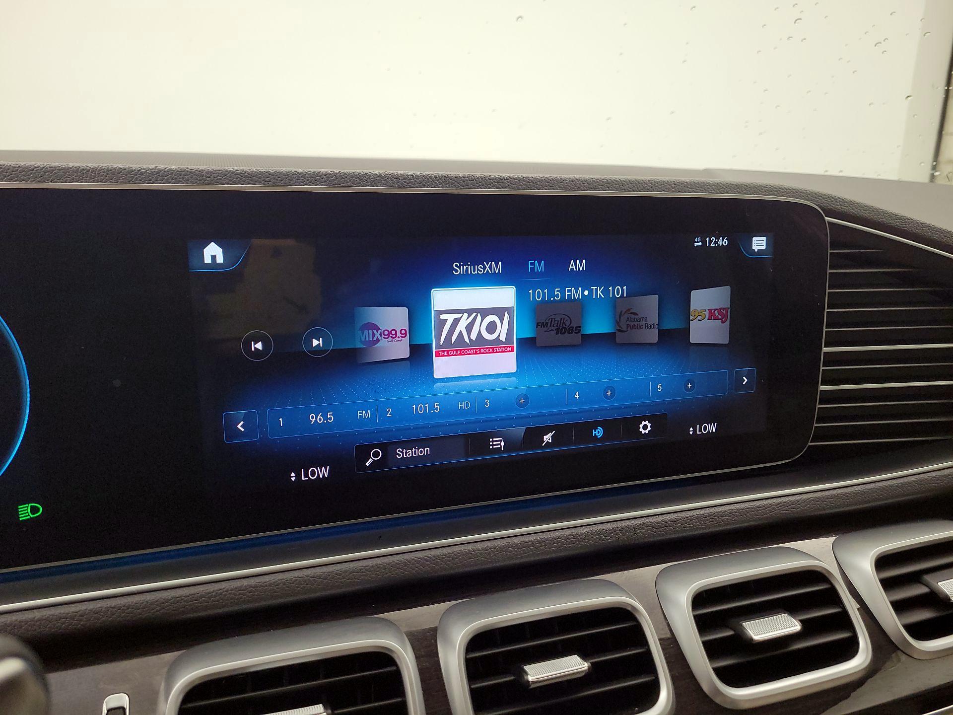 Thumbnail: 2020 Mercedes-Benz GLE - 13