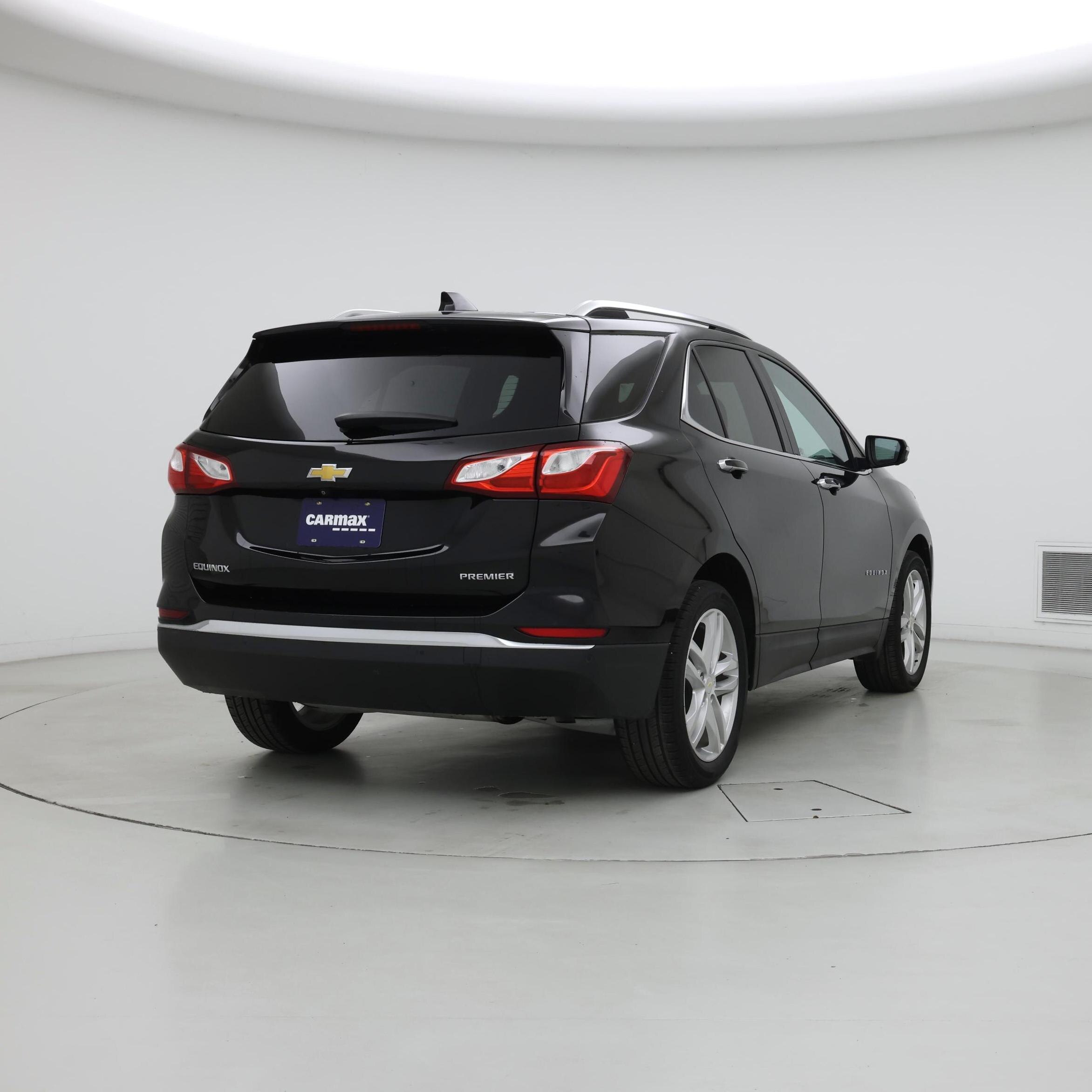 Thumbnail: 2021 Chevrolet Equinox - 8