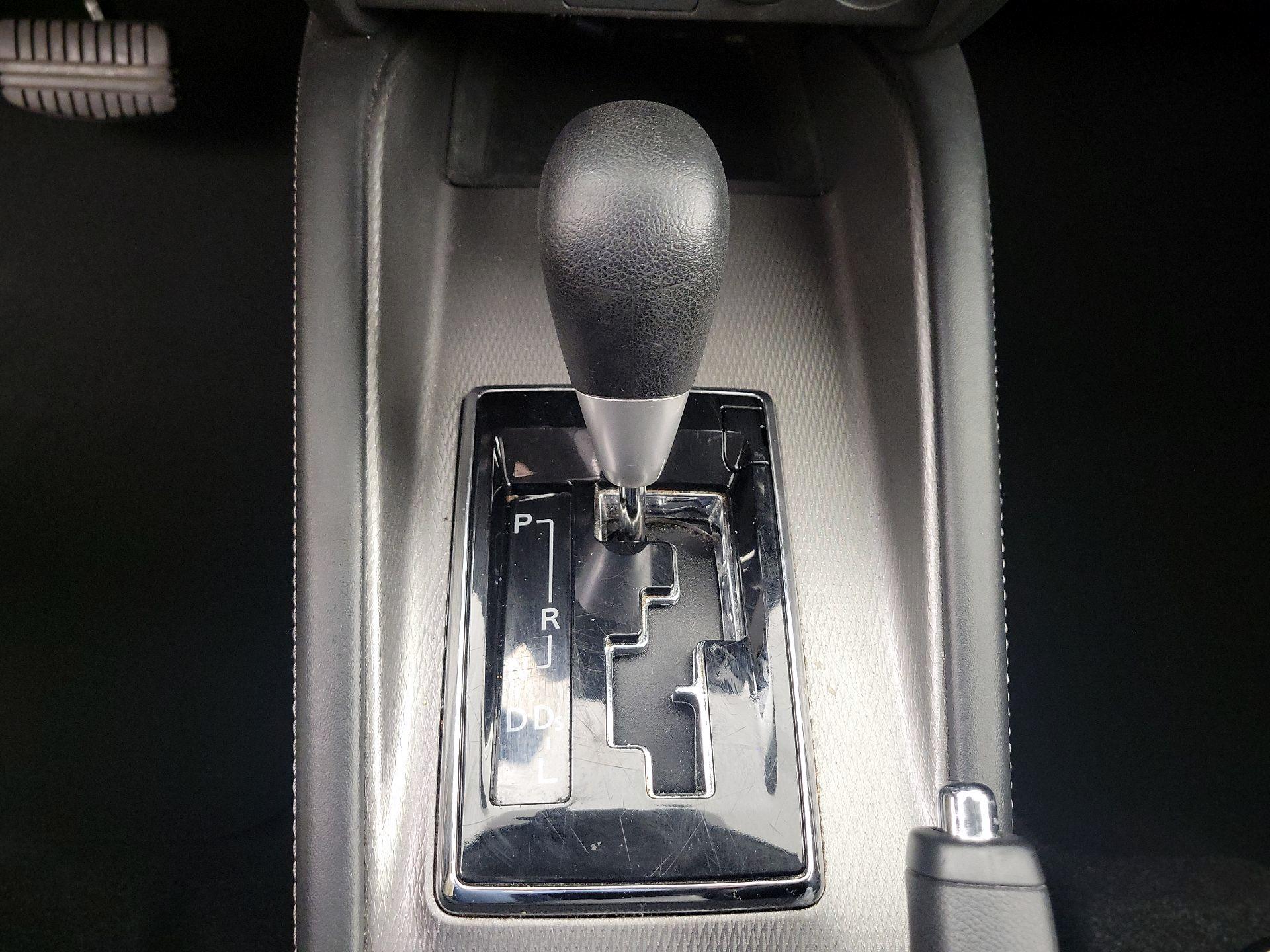 Thumbnail: 2023 Mitsubishi Outlander Sport - 17