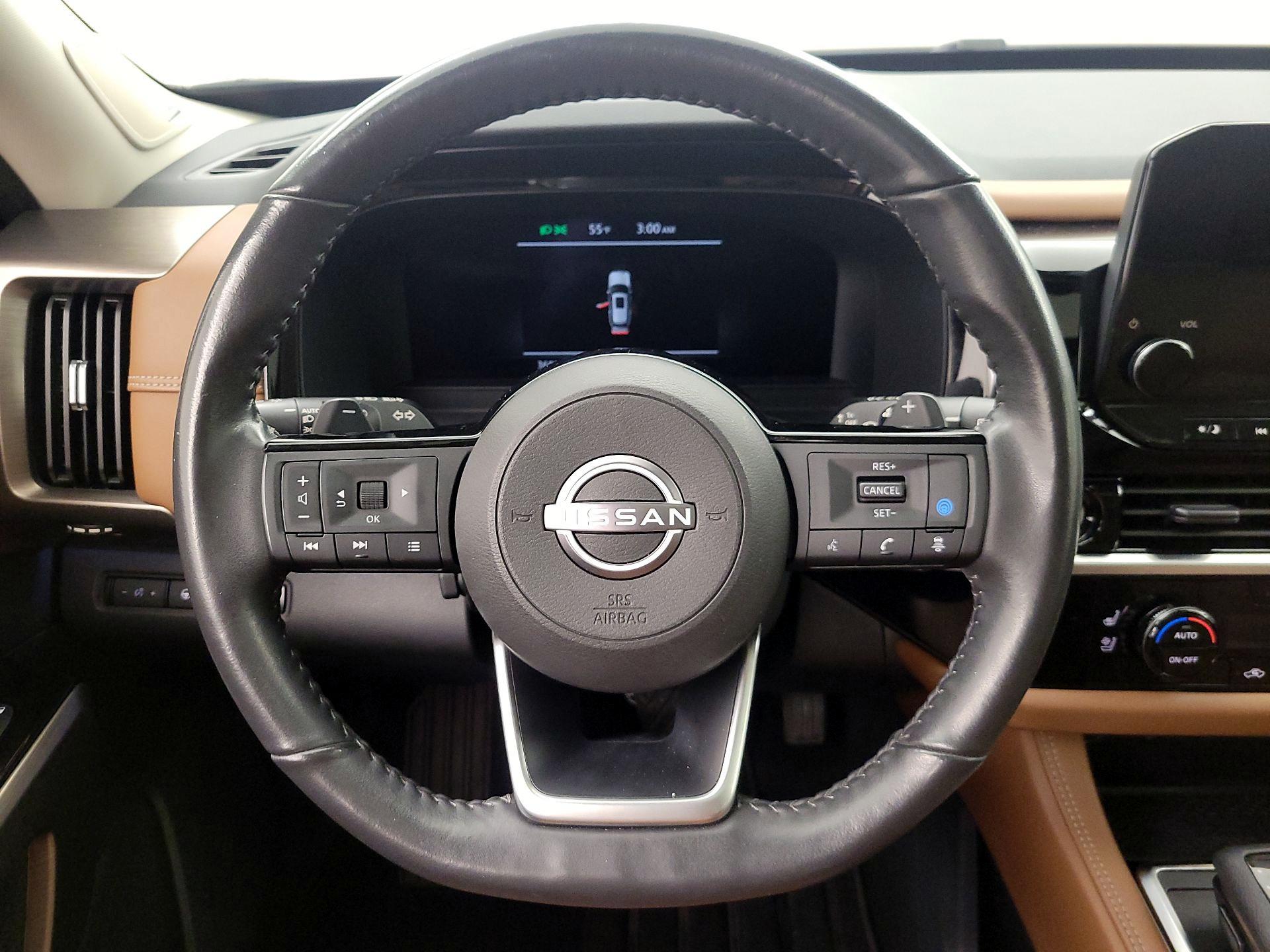 Thumbnail: 2023 Nissan Pathfinder - 10