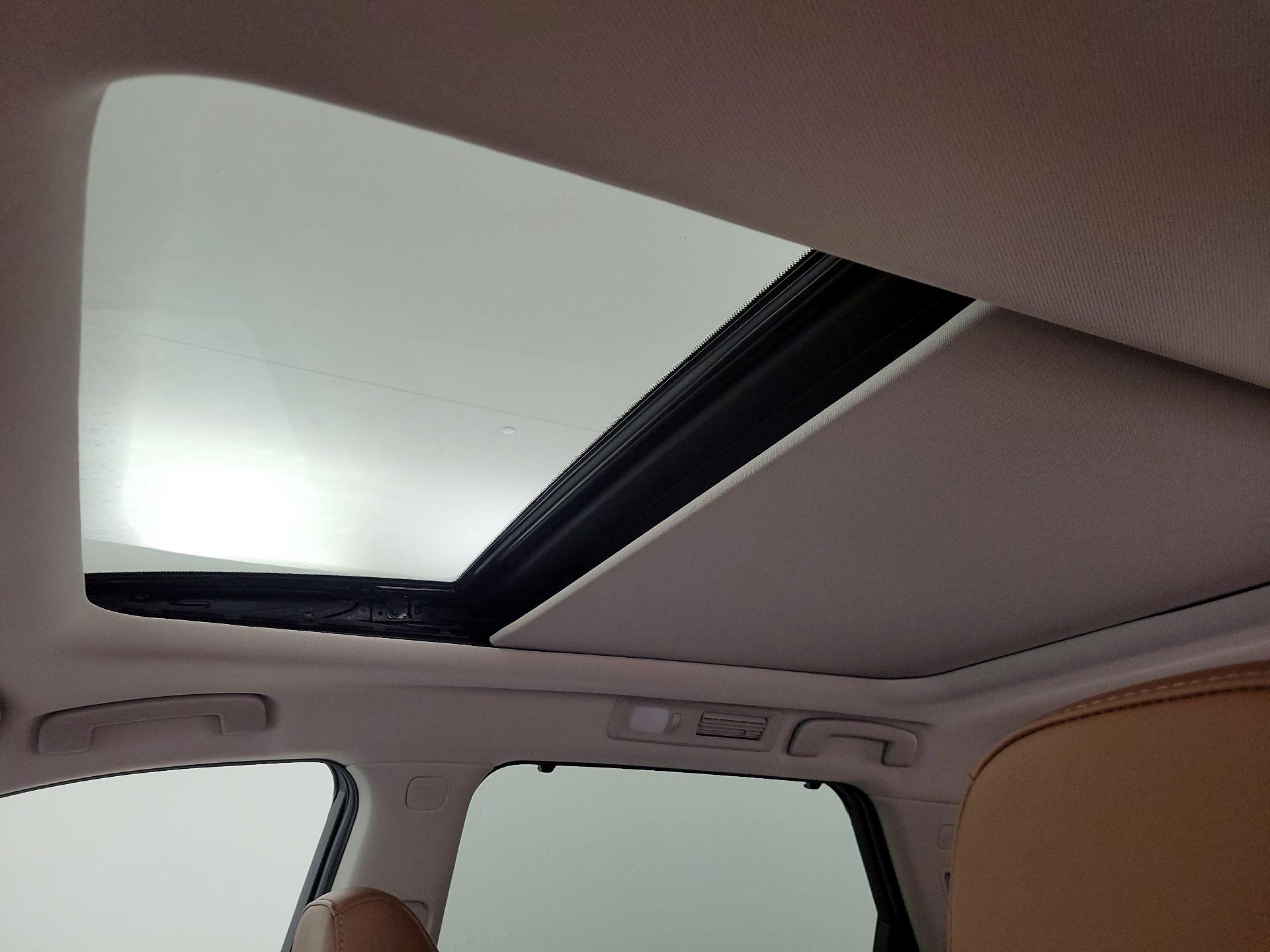 Thumbnail: 2023 Nissan Pathfinder - 20