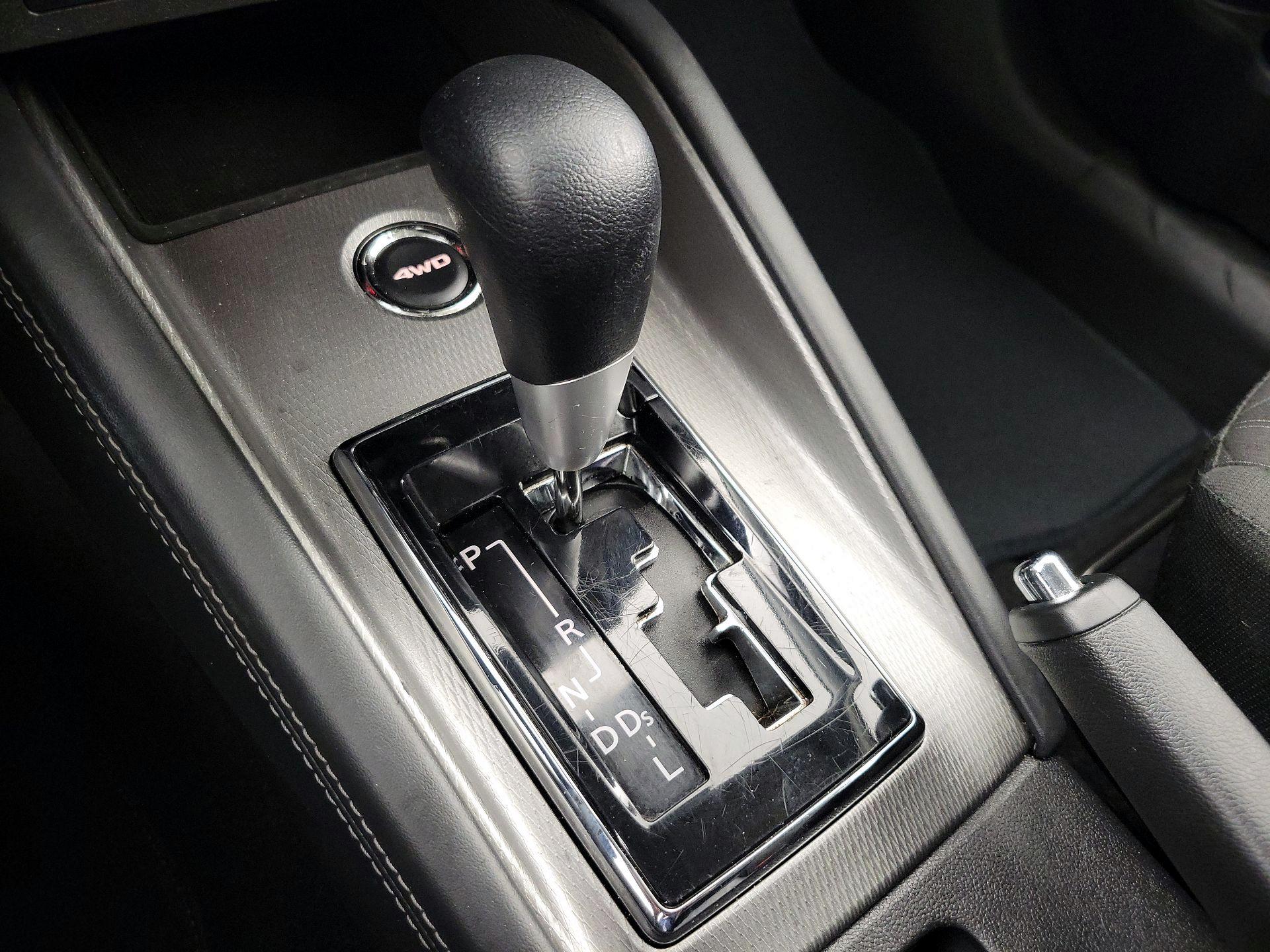 Thumbnail: 2023 Mitsubishi Outlander Sport - 17