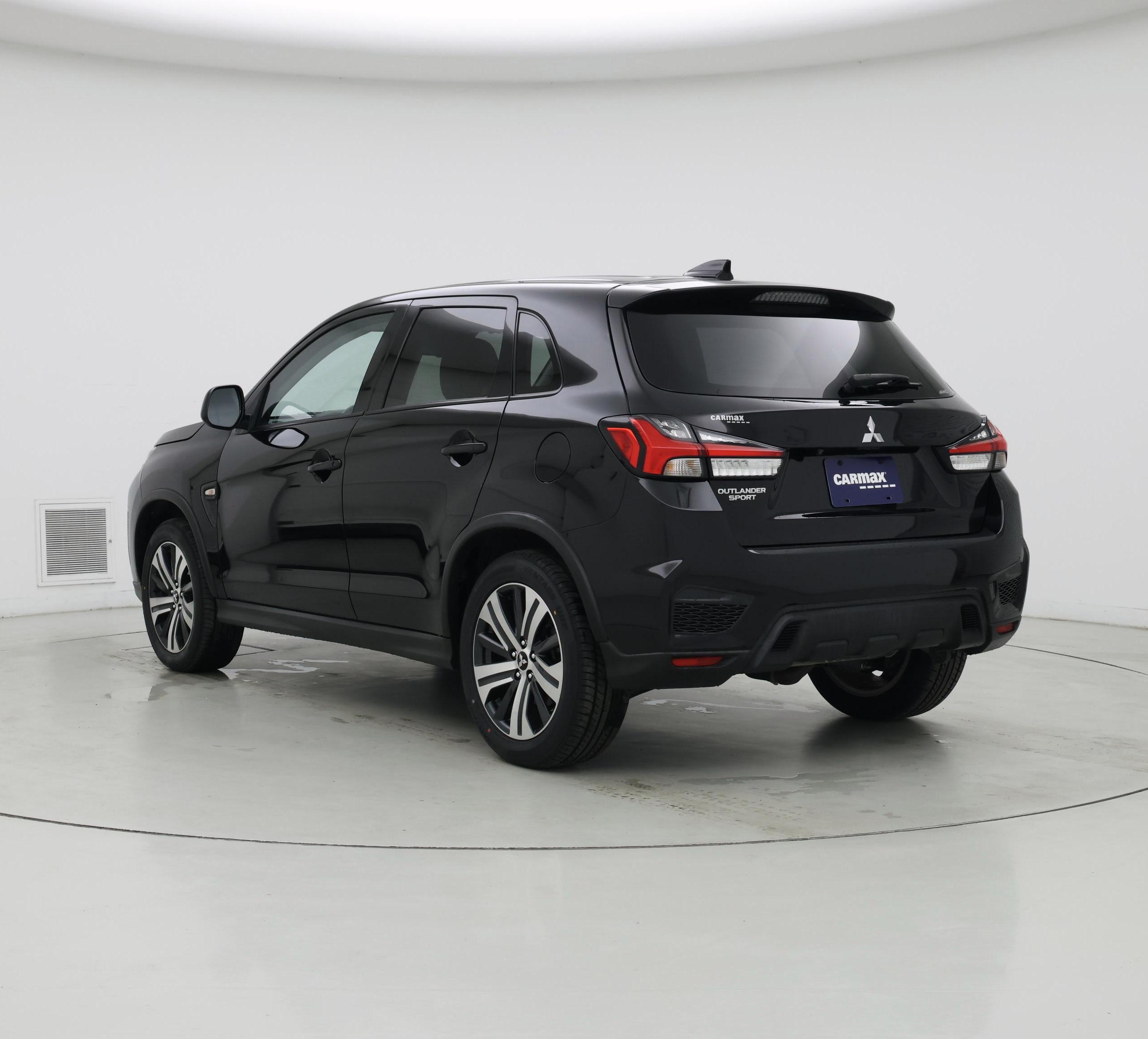 Thumbnail: 2023 Mitsubishi Outlander Sport - 2