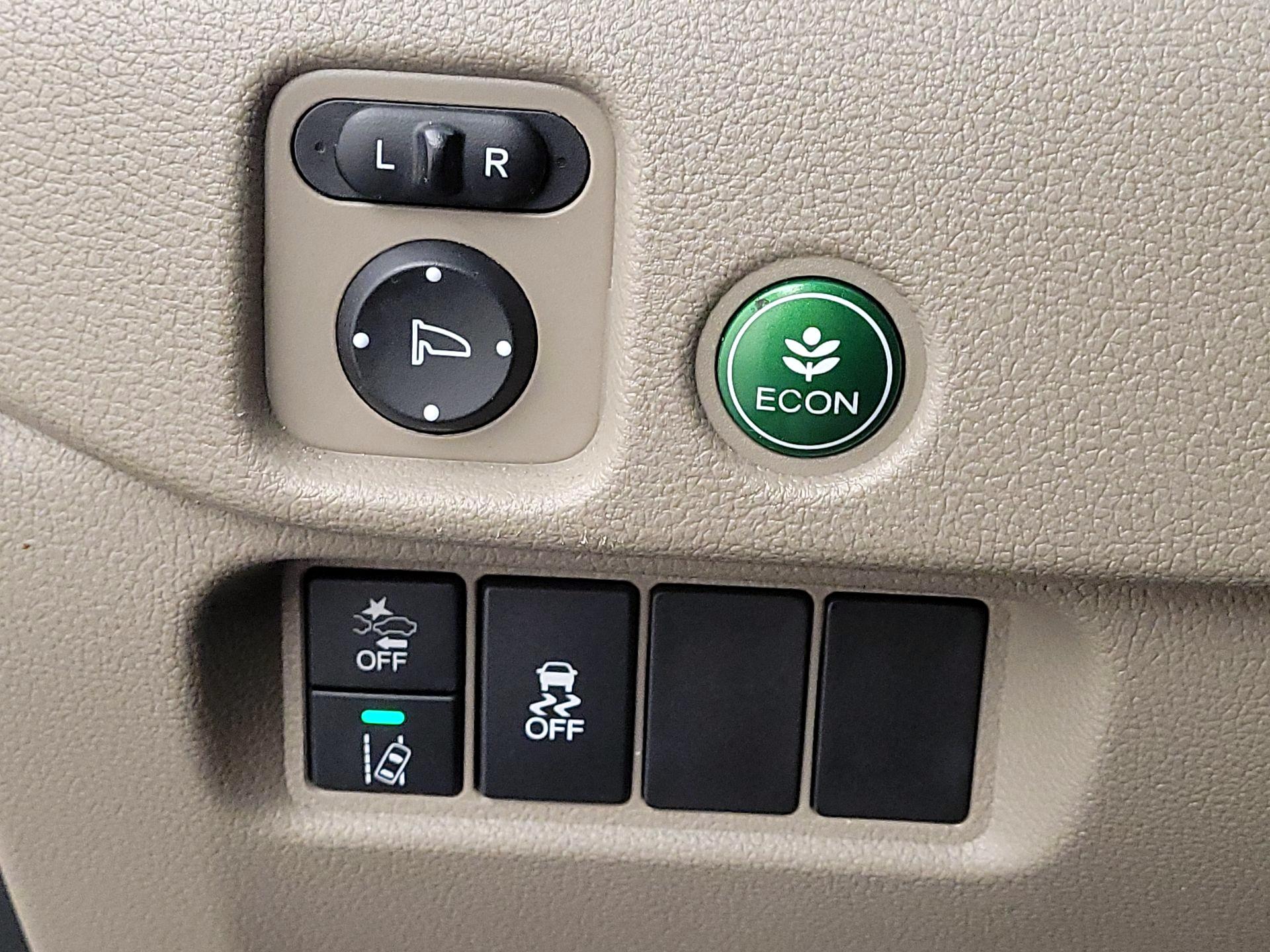 Thumbnail: 2022 Honda Pilot - 13