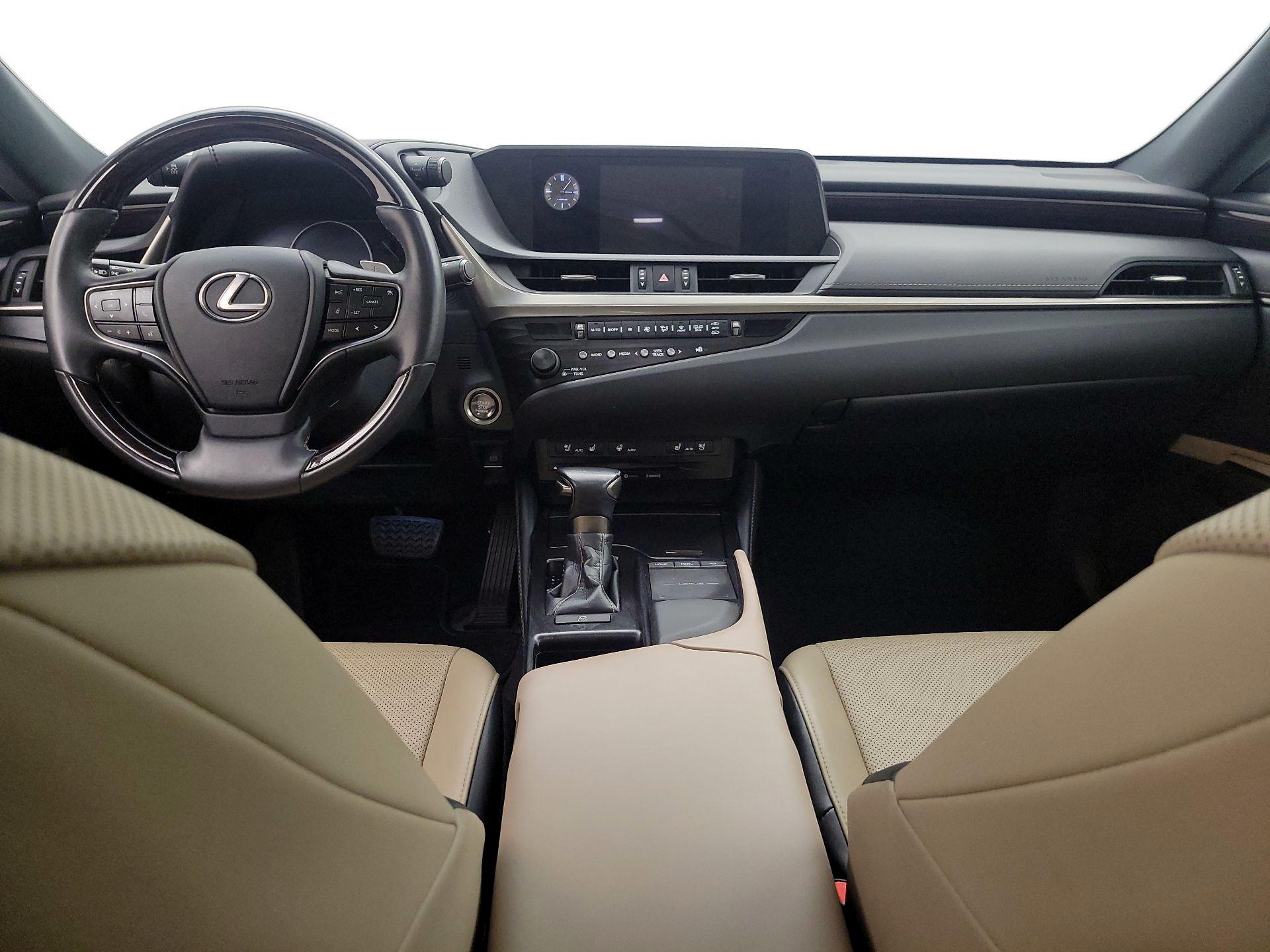 Thumbnail: 2020 Lexus ES - 9