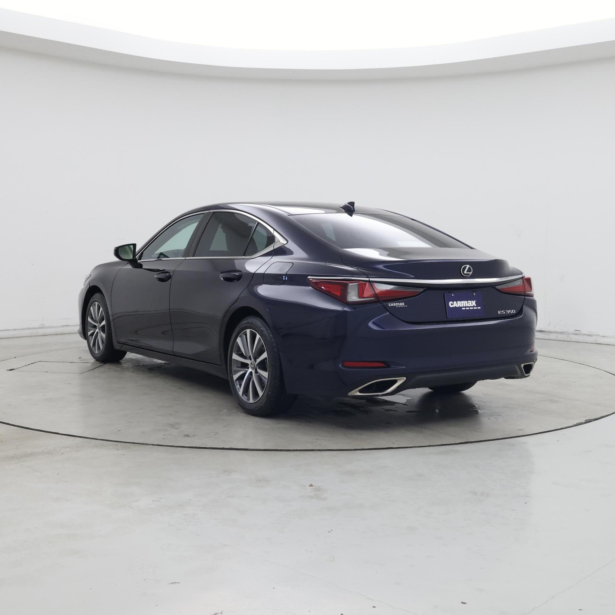 Thumbnail: 2020 Lexus ES - 2