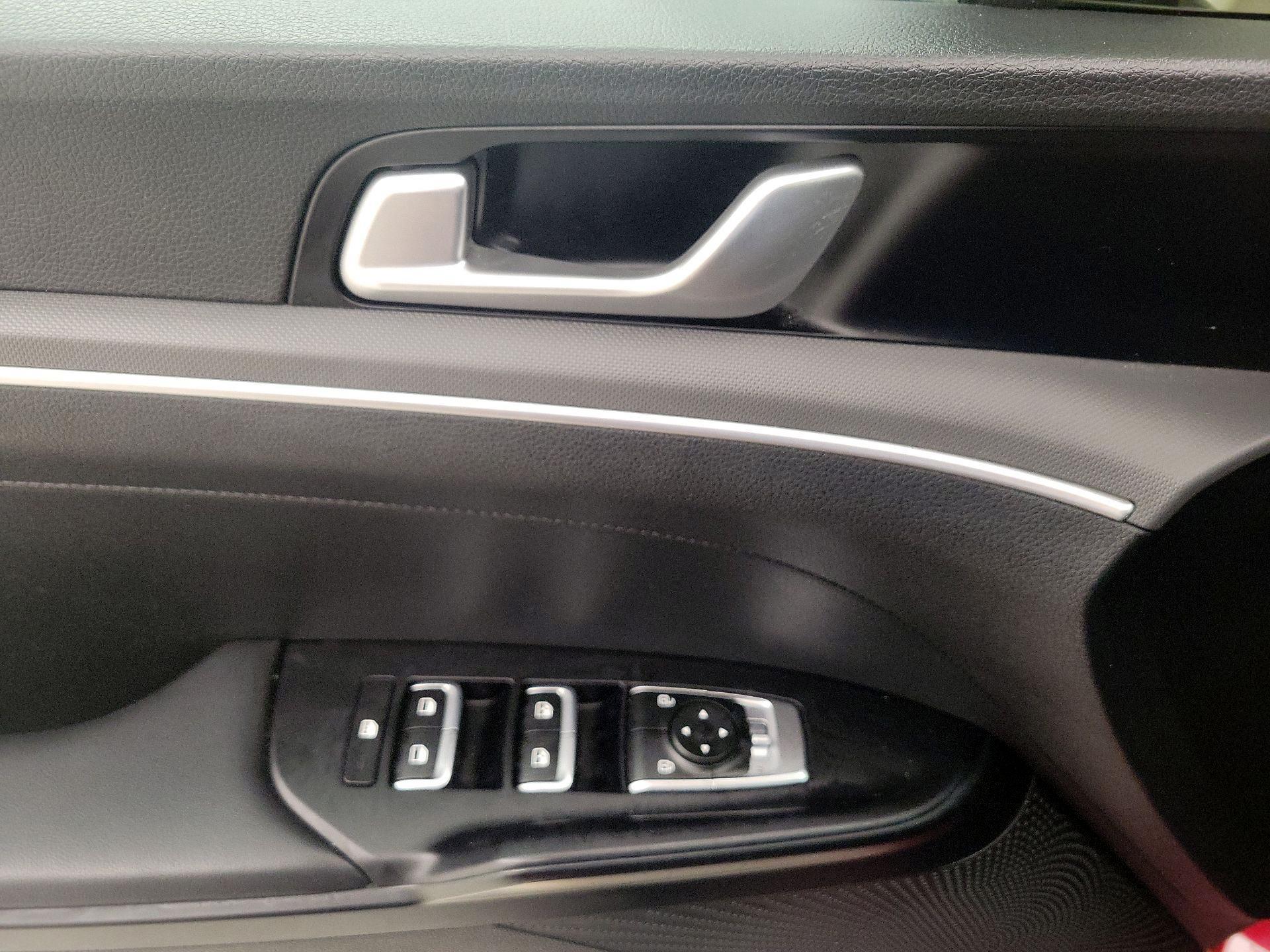 Thumbnail: 2021 Kia K5 - 12