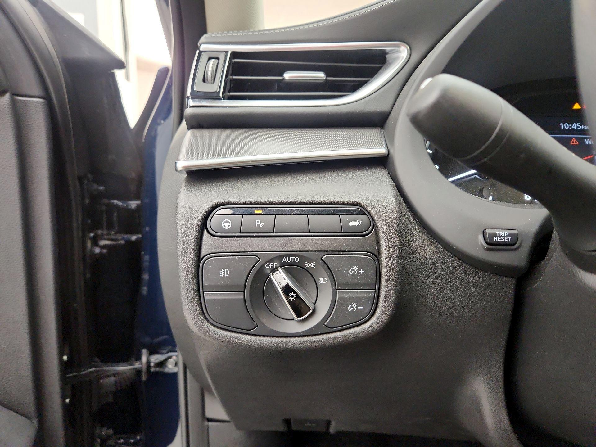 Thumbnail: 2022 INFINITI QX50 - 13