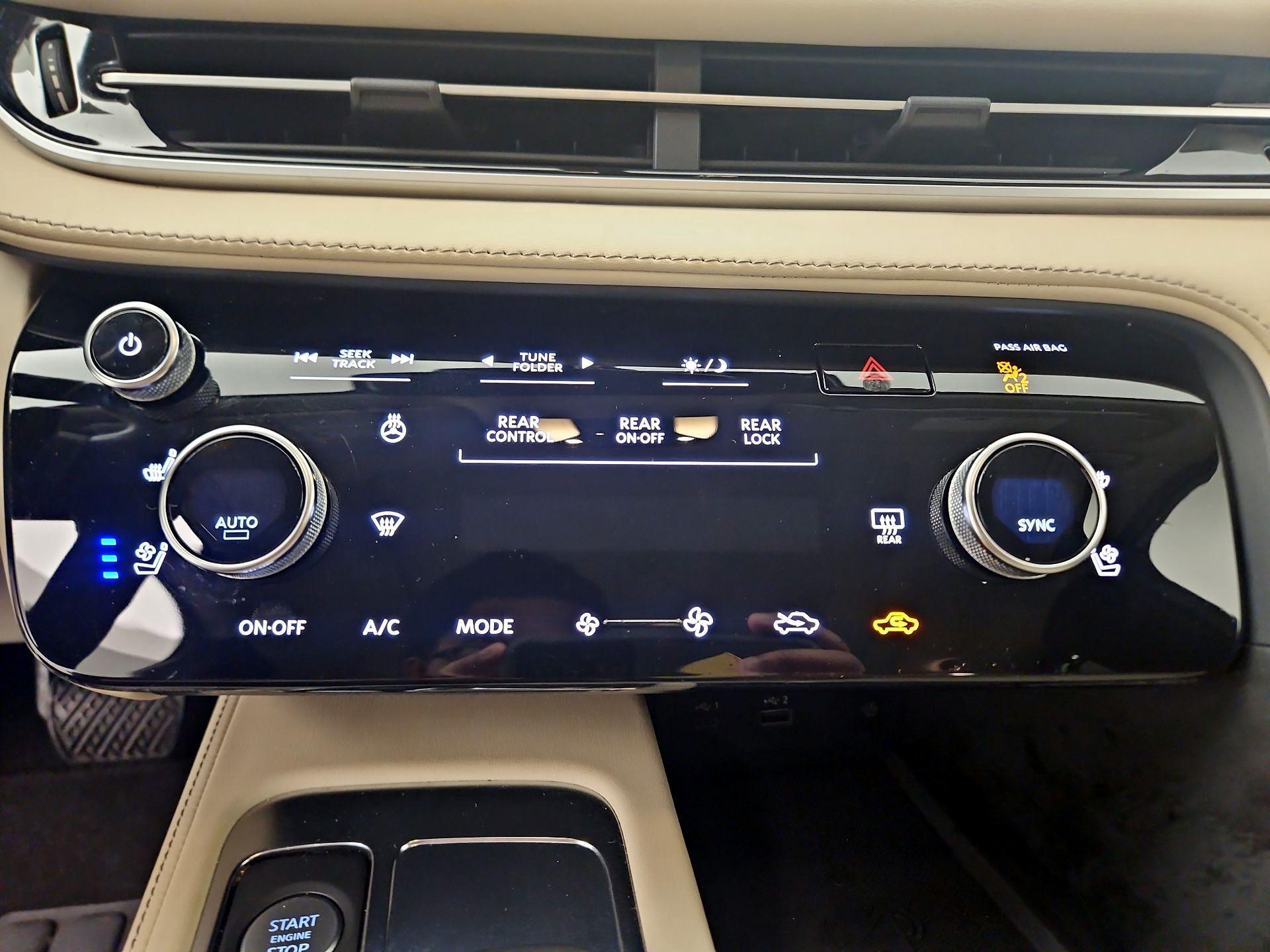 Thumbnail: 2023 INFINITI QX60 - 17
