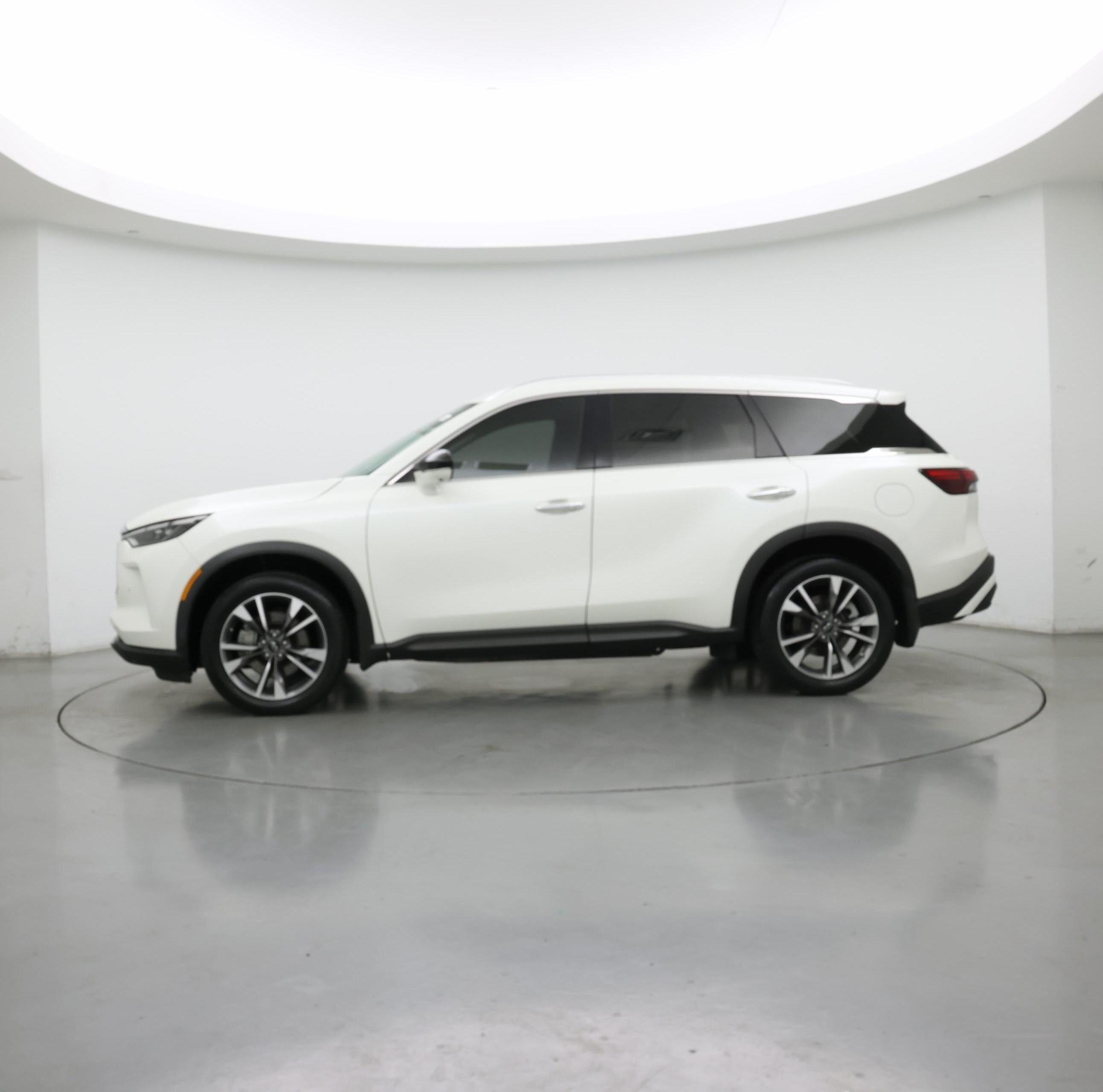 Thumbnail: 2023 INFINITI QX60 - 3