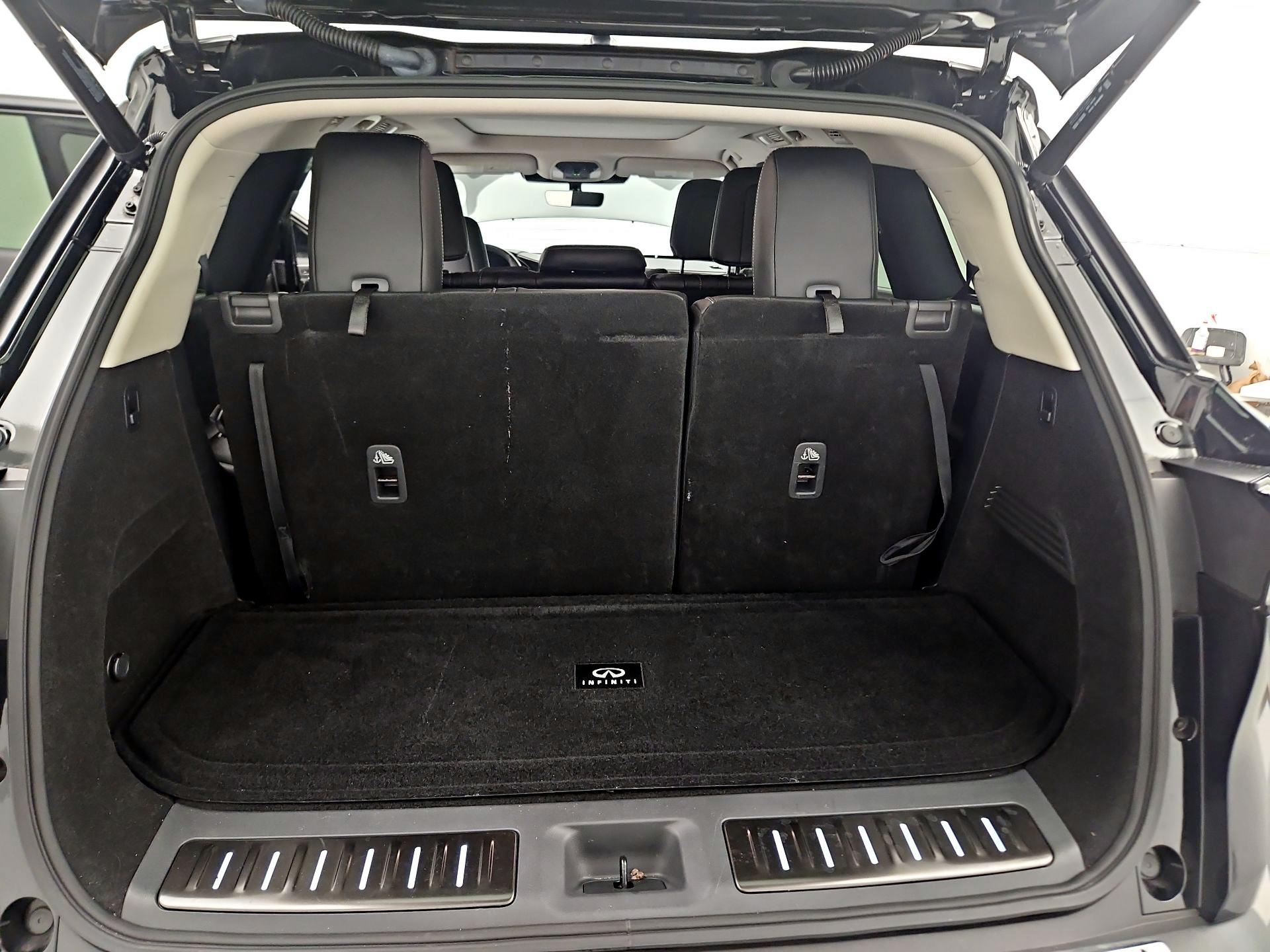 Thumbnail: 2023 INFINITI QX60 - 19