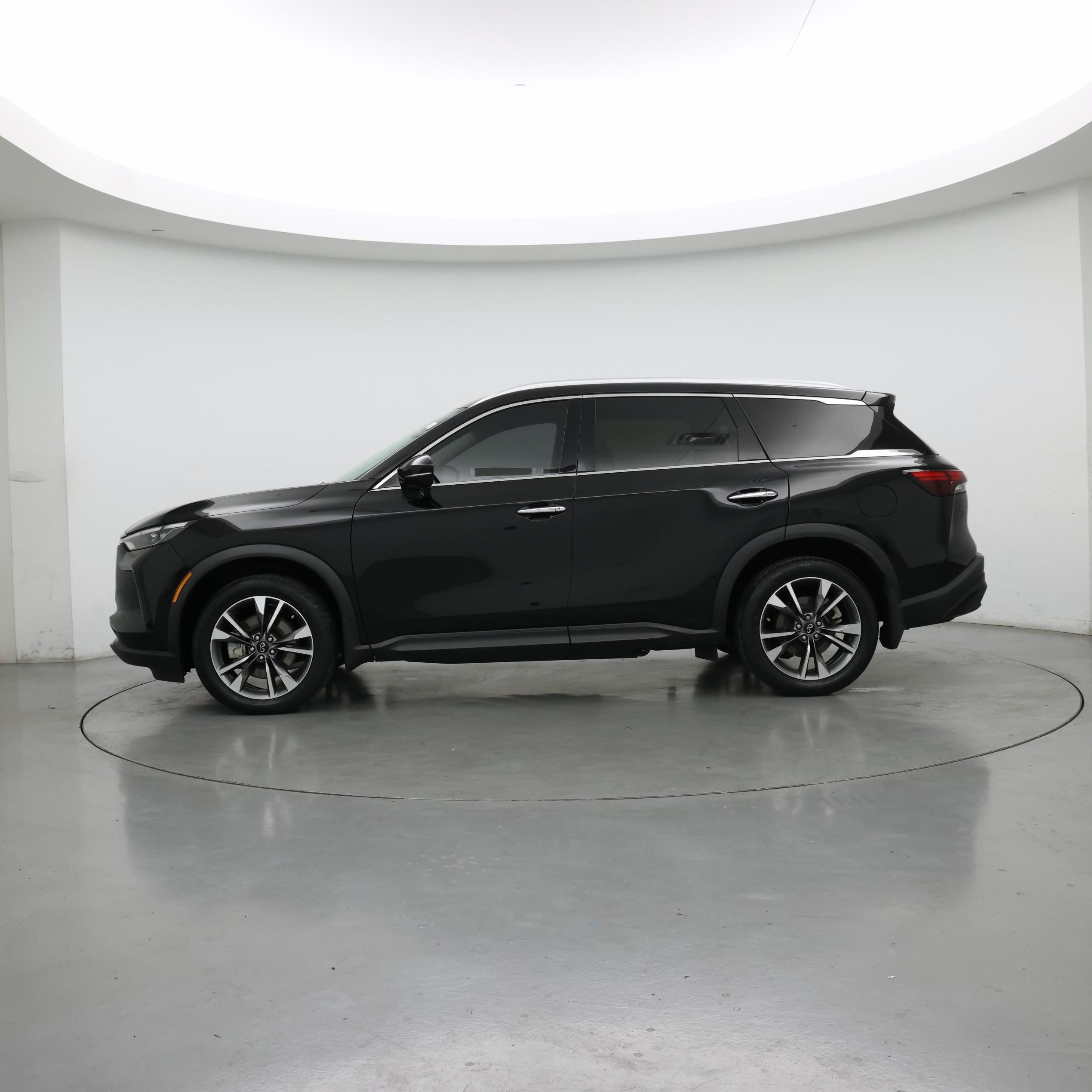 Thumbnail: 2023 INFINITI QX60 - 3