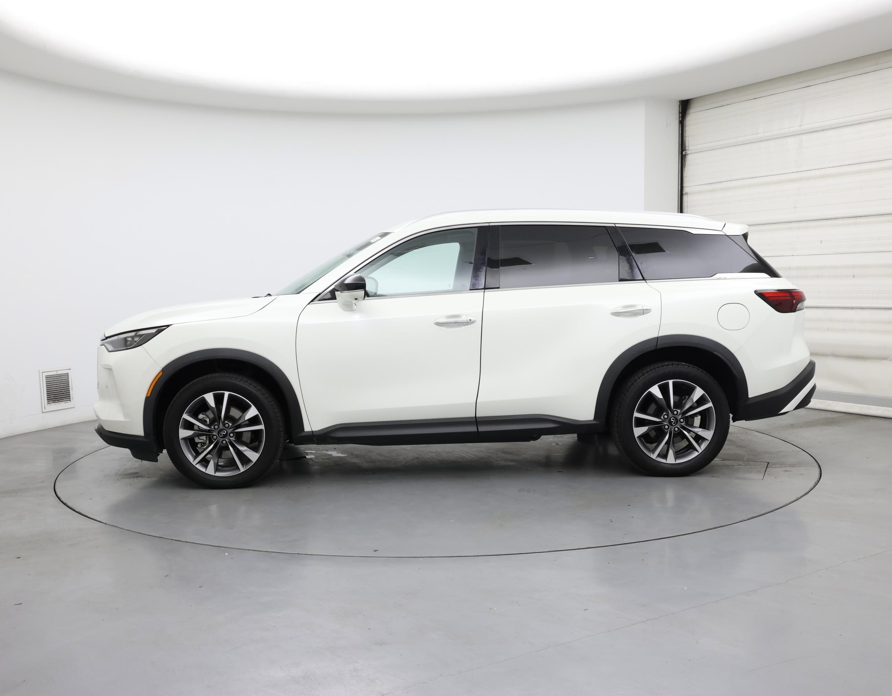 Thumbnail: 2023 INFINITI QX60 - 3