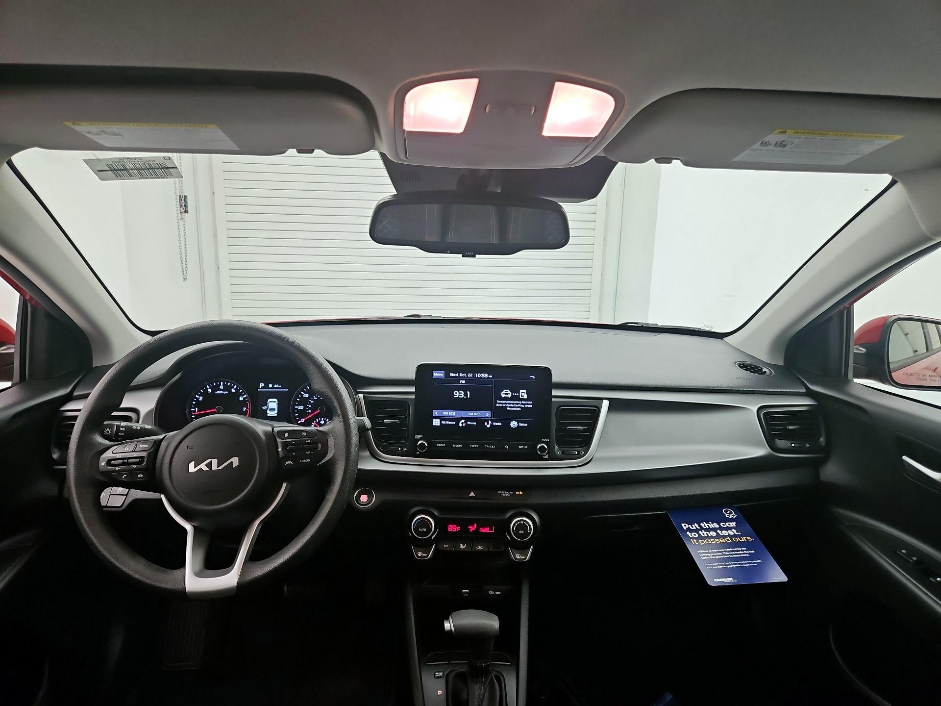 Thumbnail: 2022 Kia Rio - 9