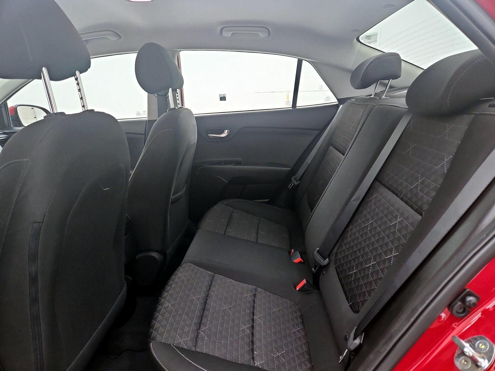 Thumbnail: 2022 Kia Rio - 19