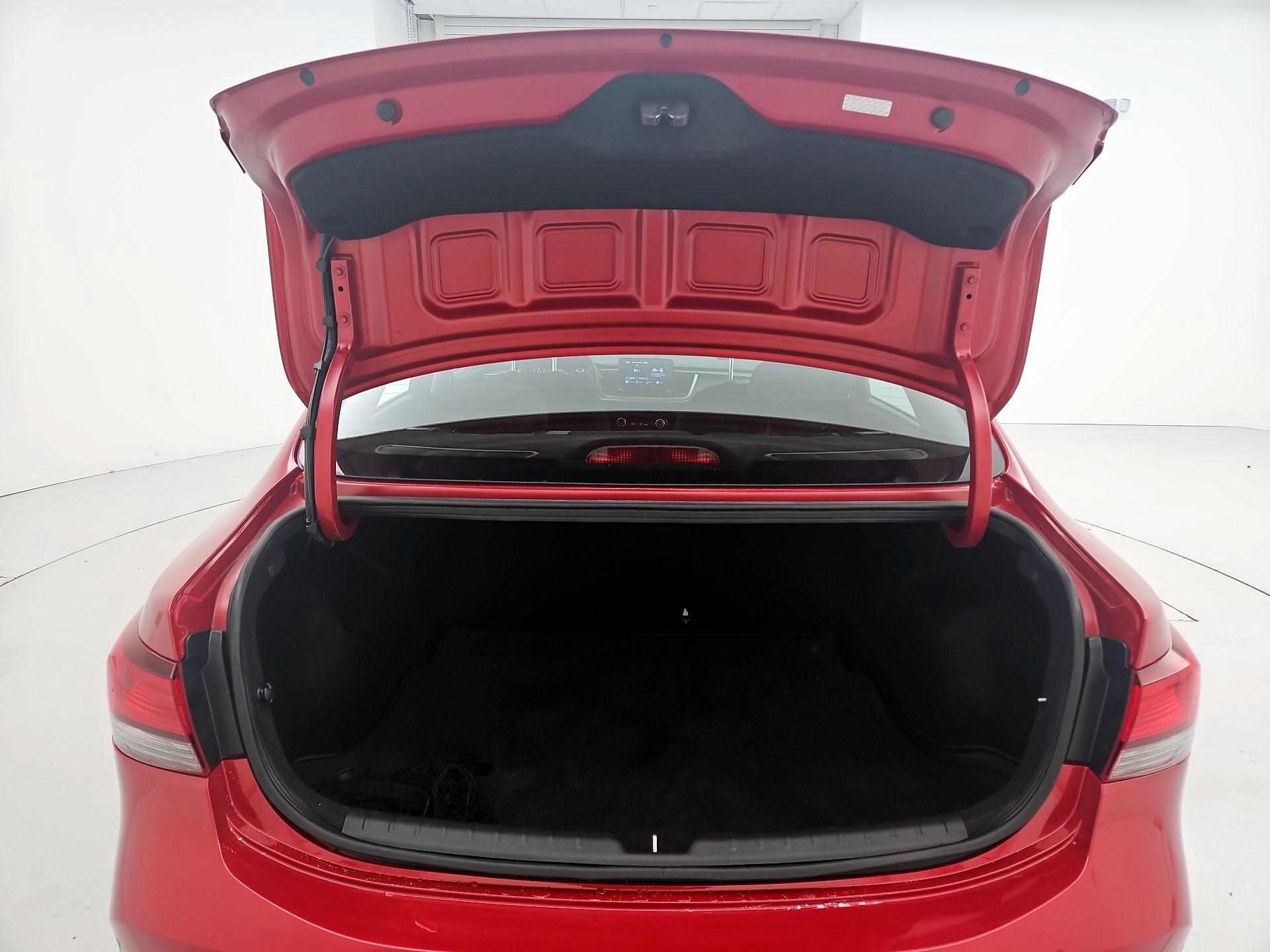 Thumbnail: 2022 Kia Rio - 20