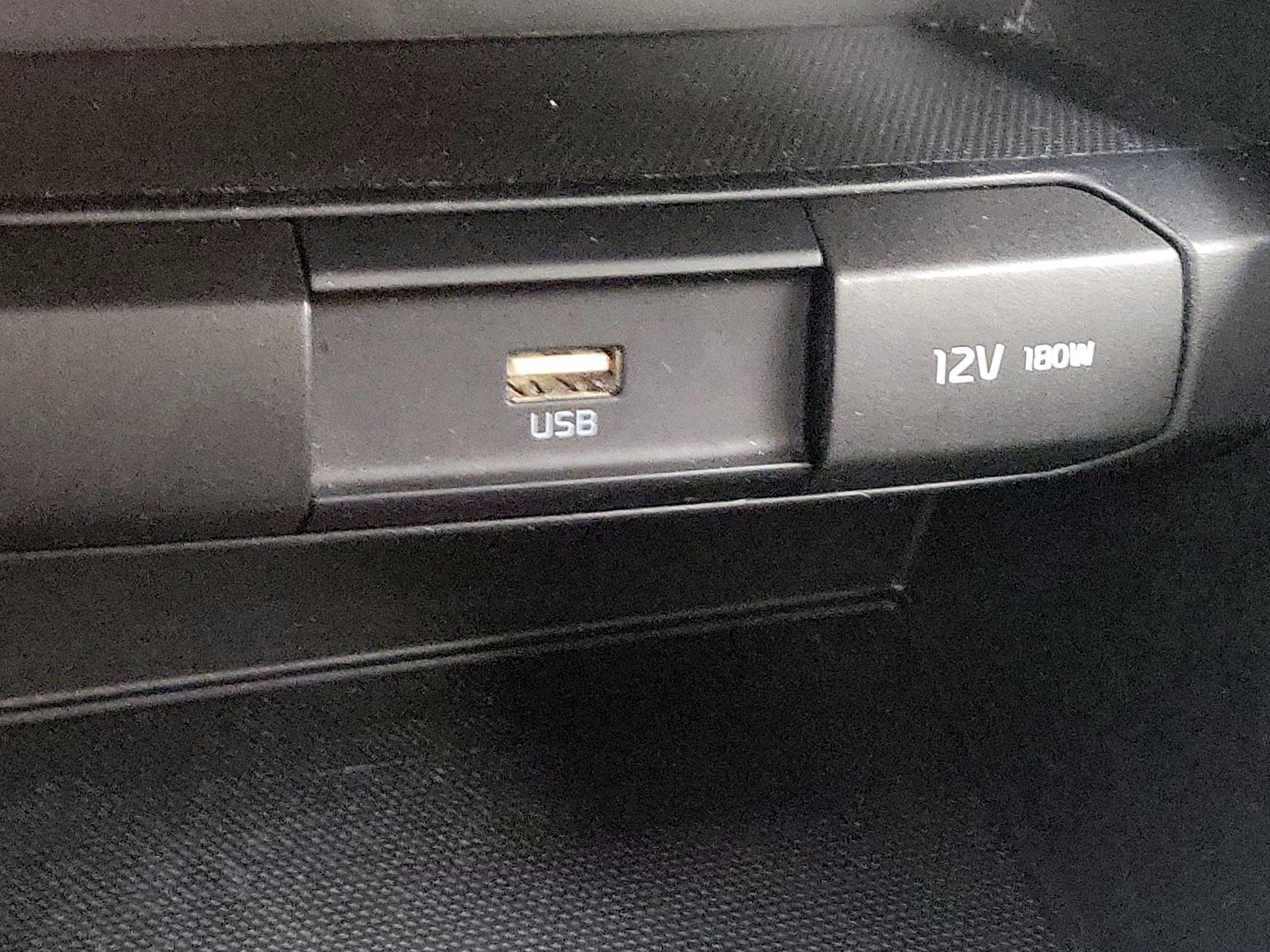 Thumbnail: 2023 Kia Rio - 18