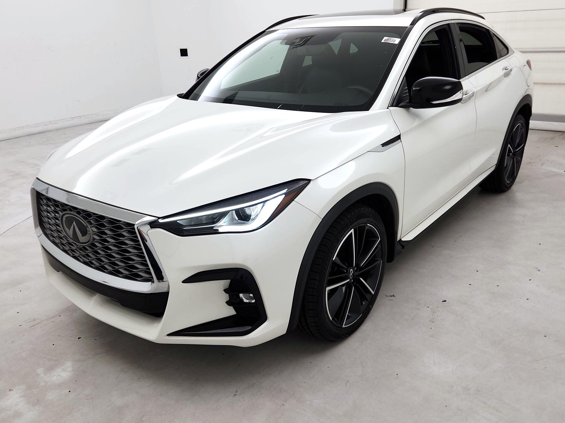 Thumbnail: 2023 INFINITI QX55 - 3