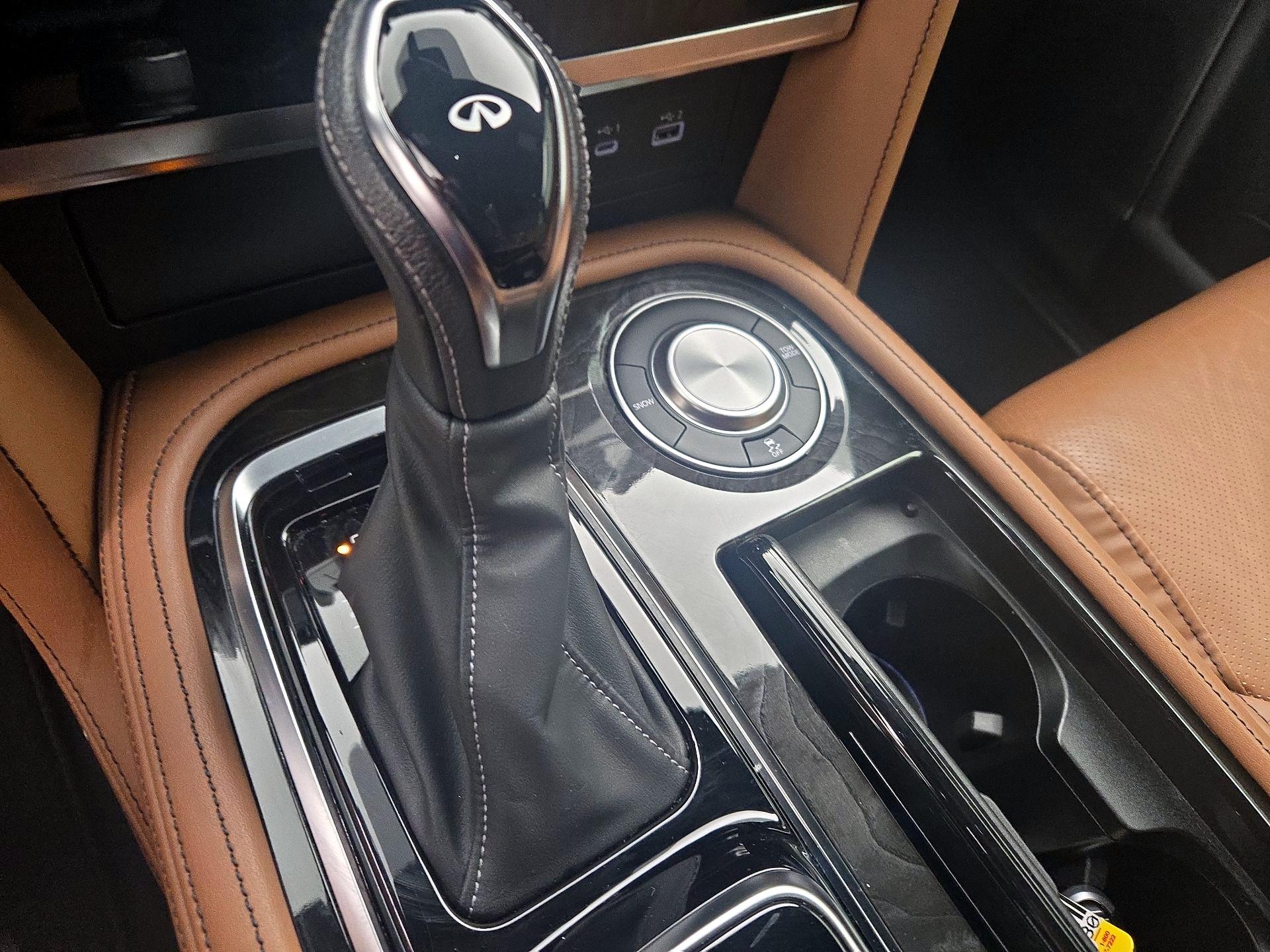 Thumbnail: 2022 INFINITI QX80 - 18