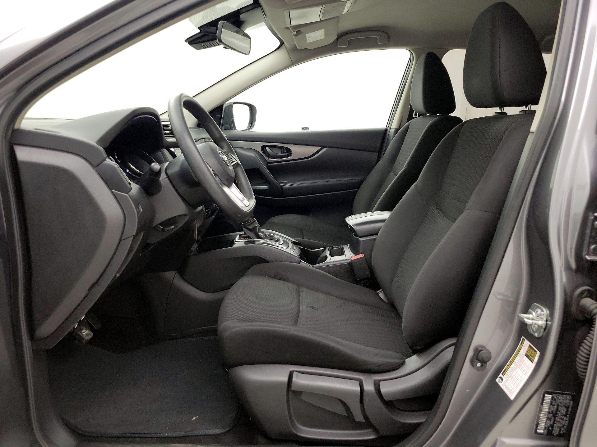 Thumbnail: 2021 Nissan Rogue Sport - 11