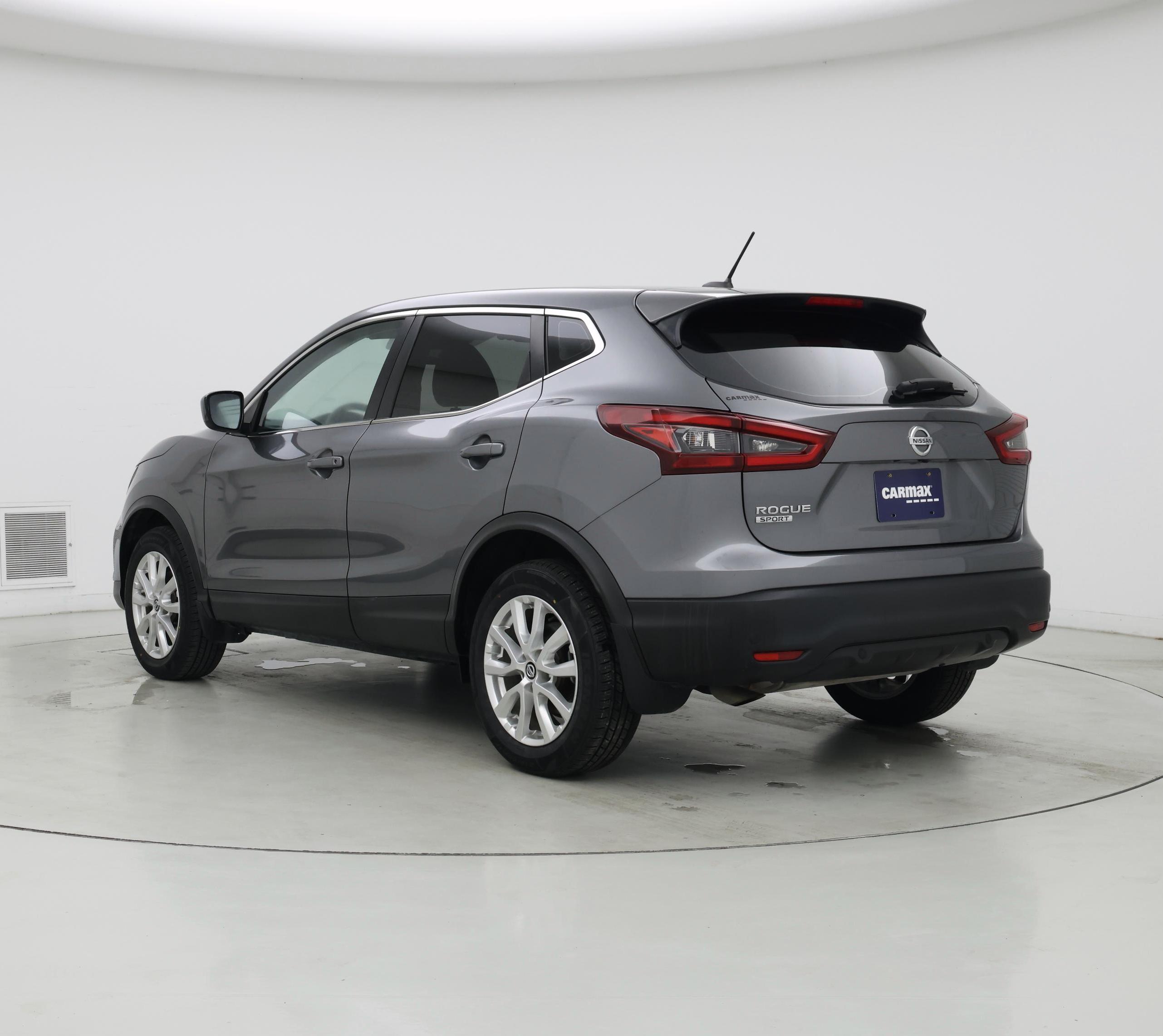 Thumbnail: 2021 Nissan Rogue Sport - 2
