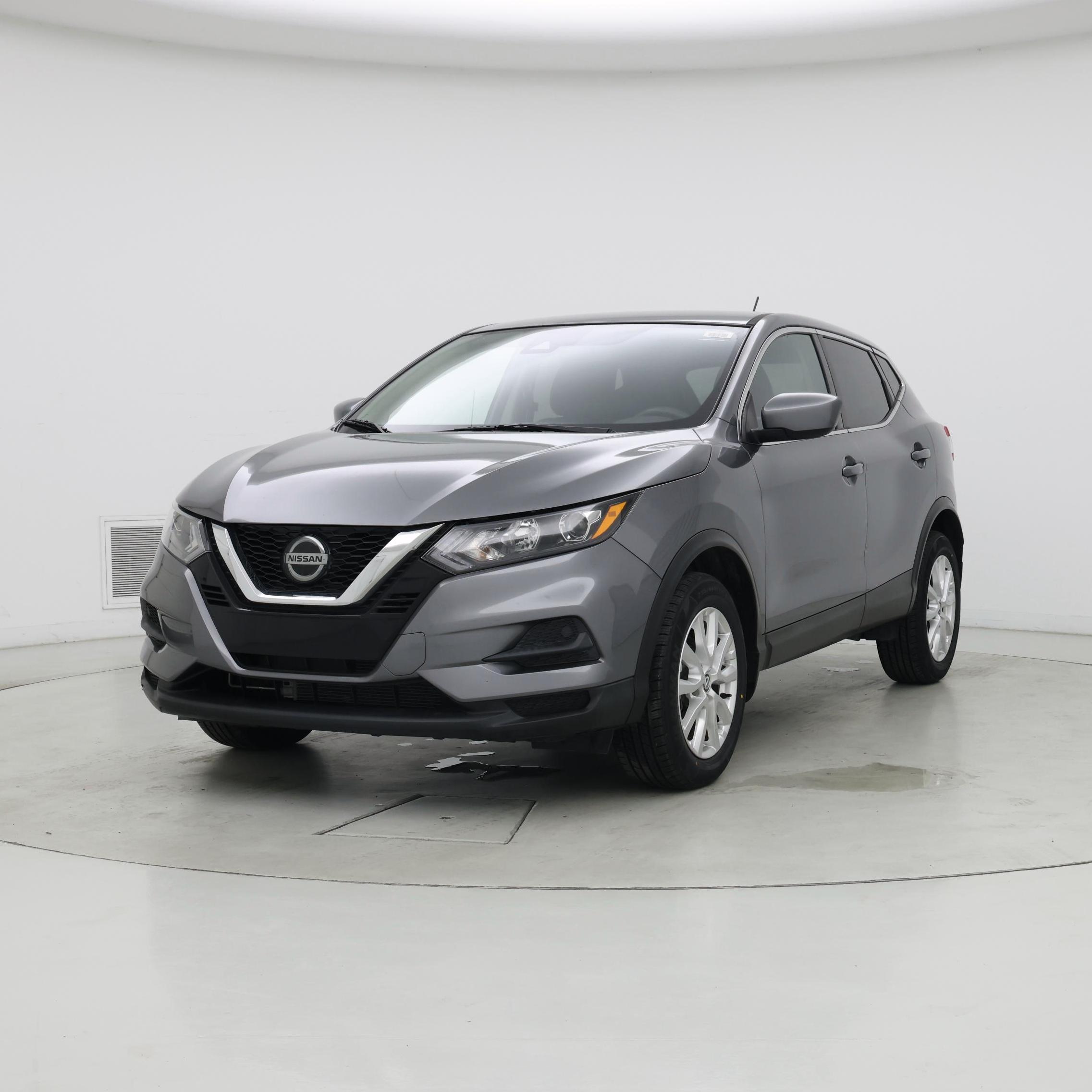 Thumbnail: 2021 Nissan Rogue Sport - 4