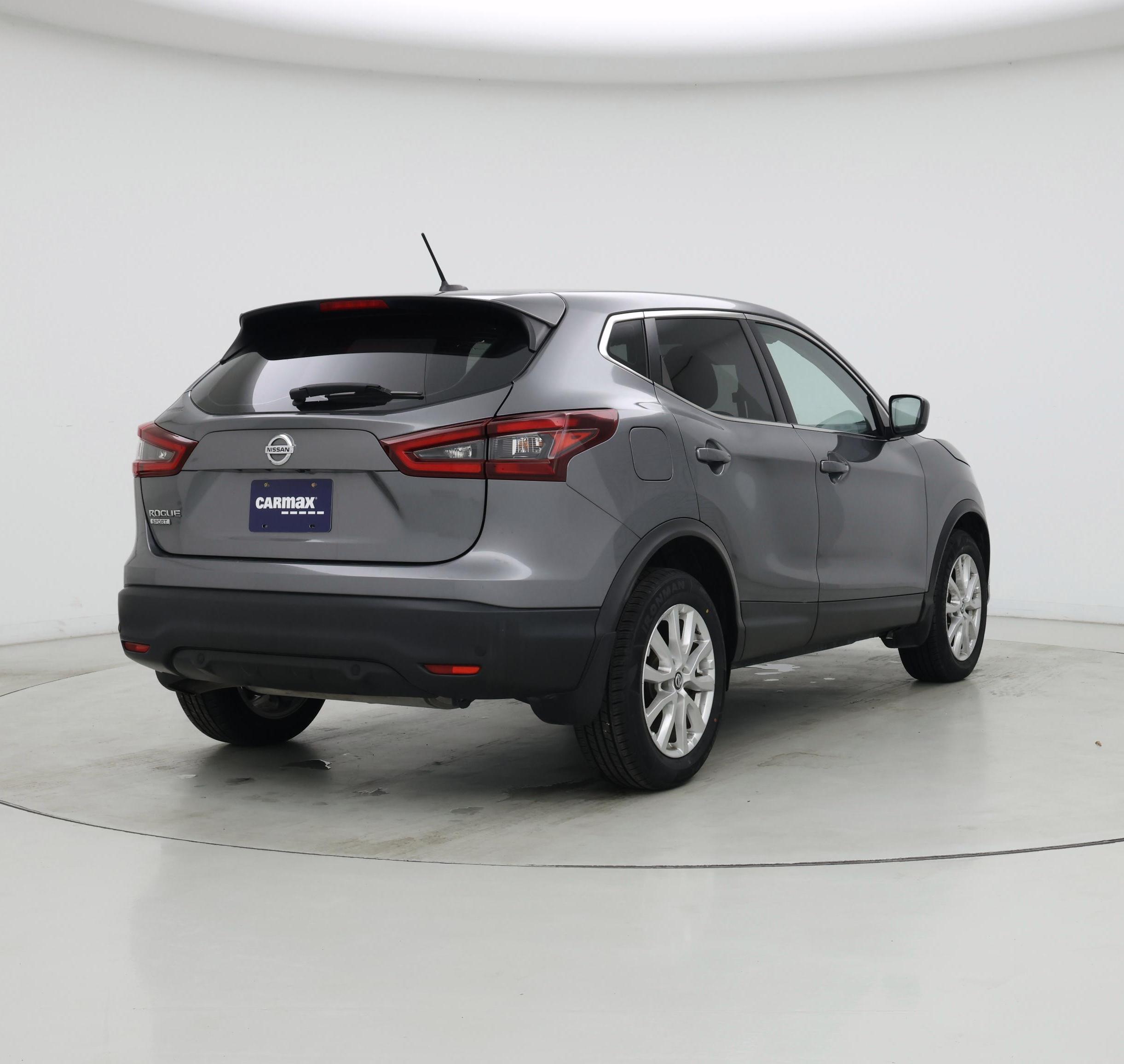 Thumbnail: 2021 Nissan Rogue Sport - 8