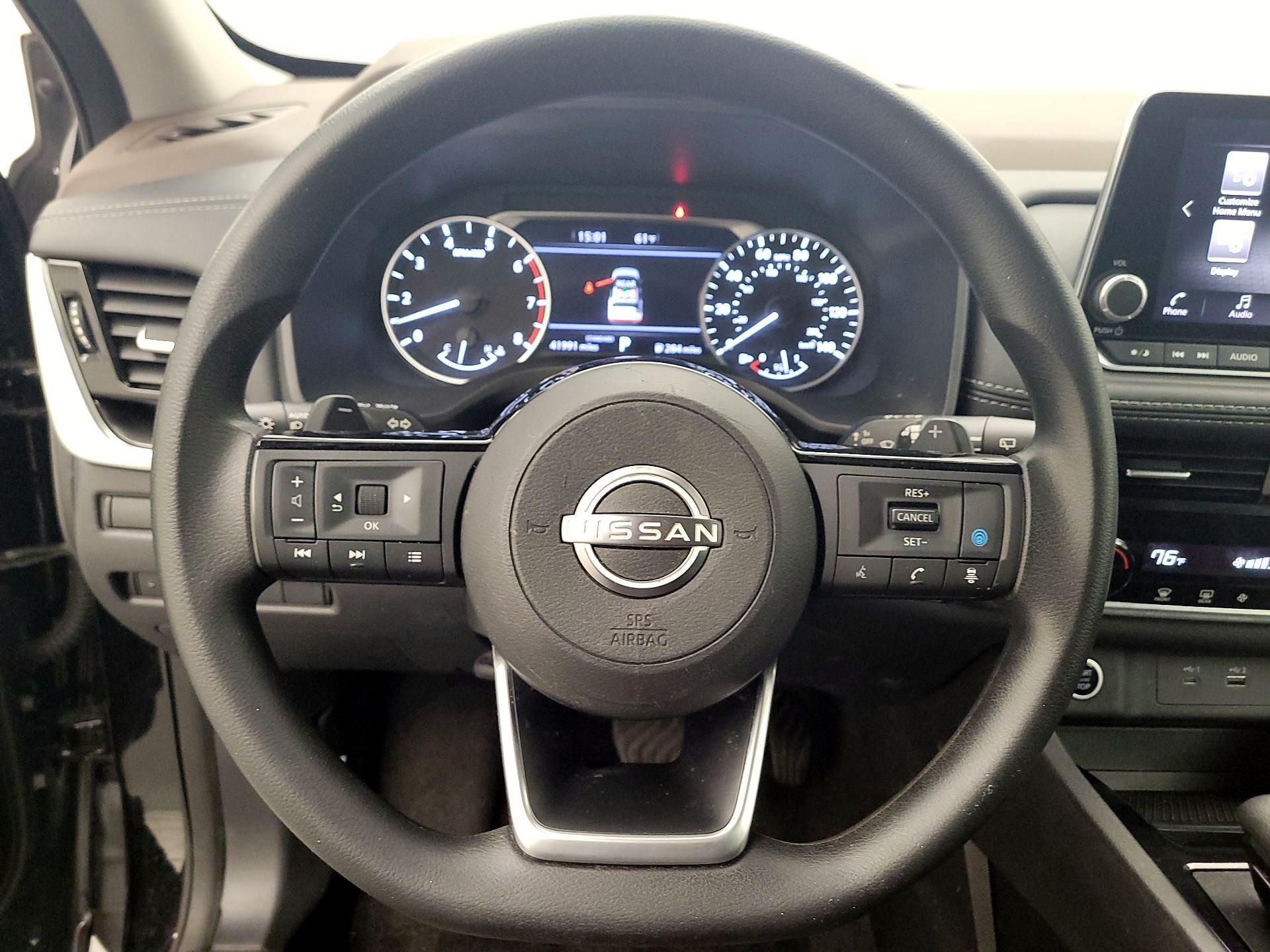 Thumbnail: 2023 Nissan Rogue - 10