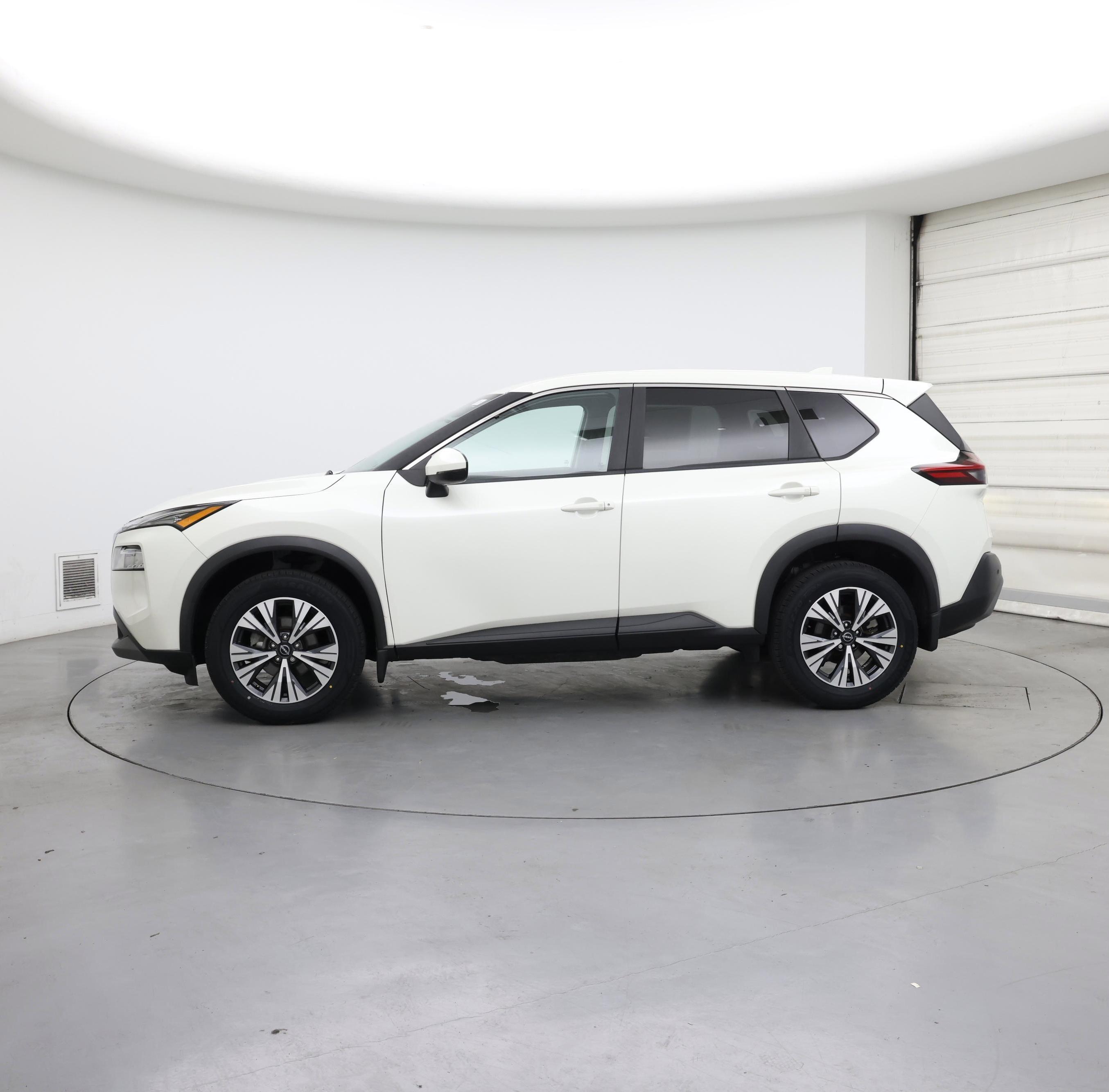 Thumbnail: 2023 Nissan Rogue - 3